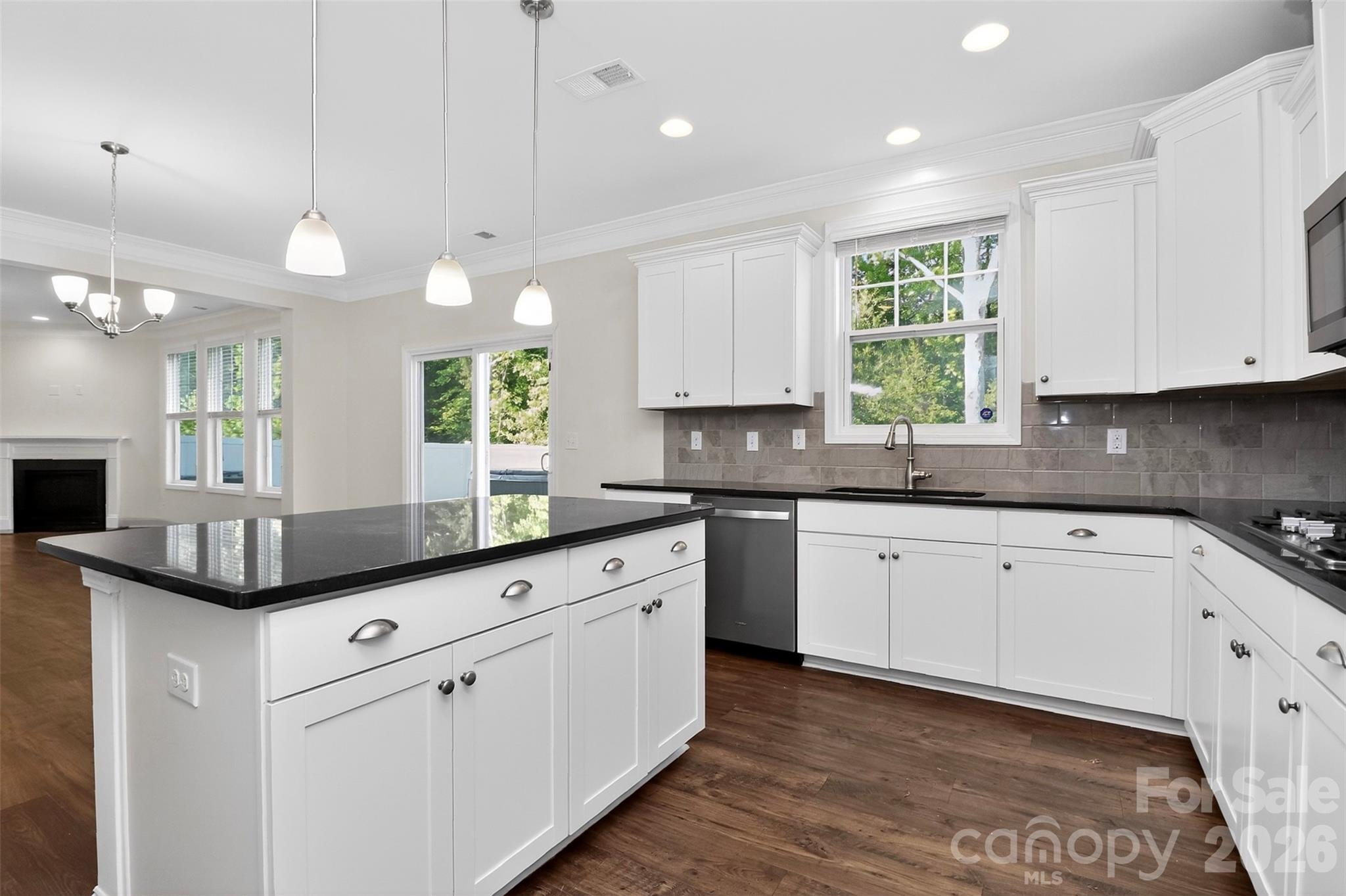 1212 Englewood Drive — Lake Wylie