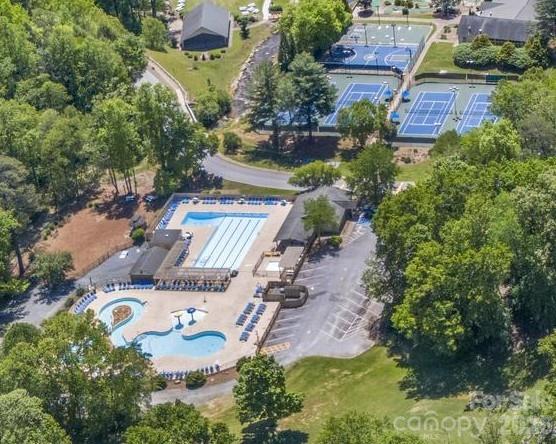 178 Flynn Court — Lake Lure