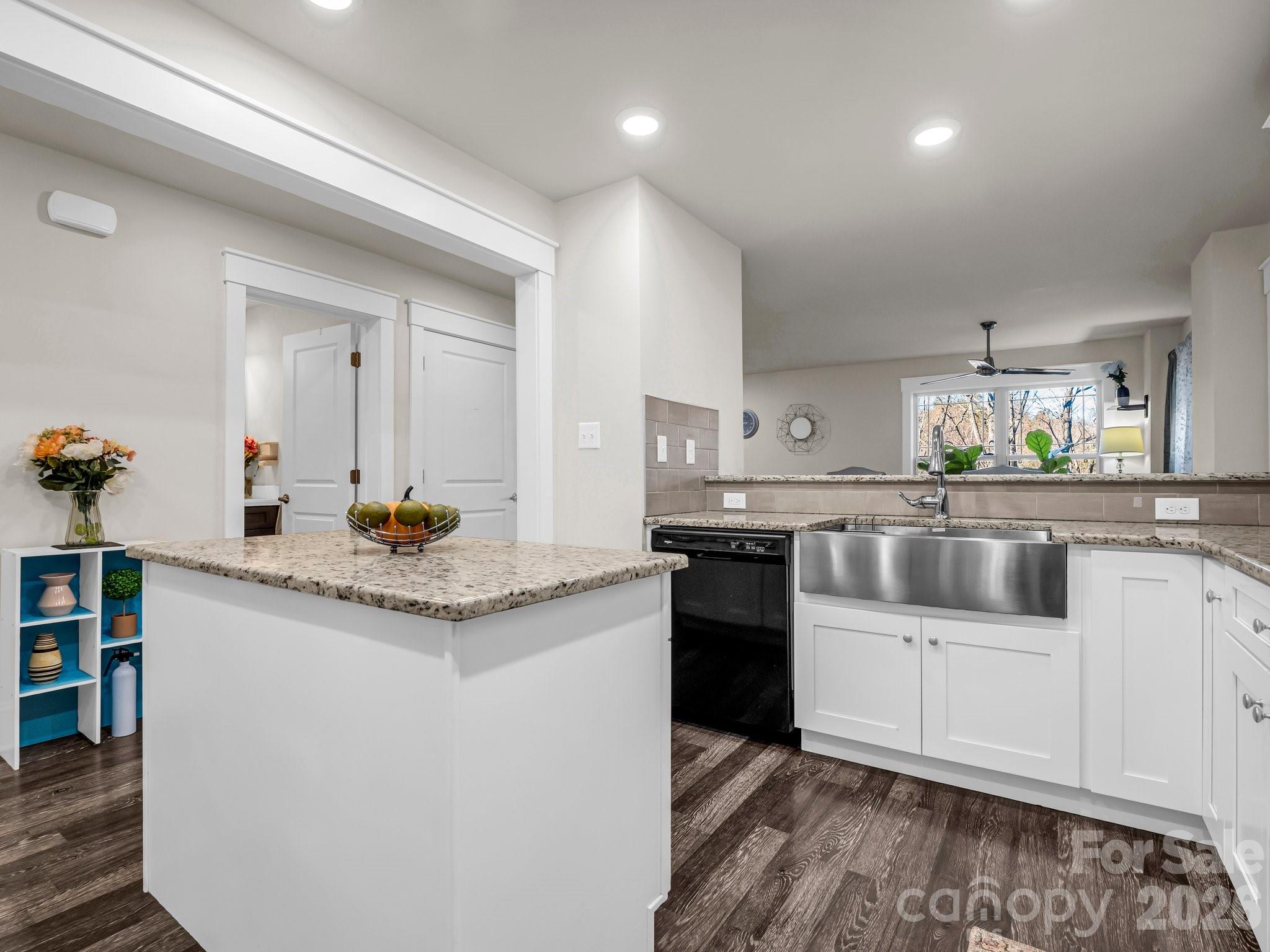 178 Flynn Court — Lake Lure