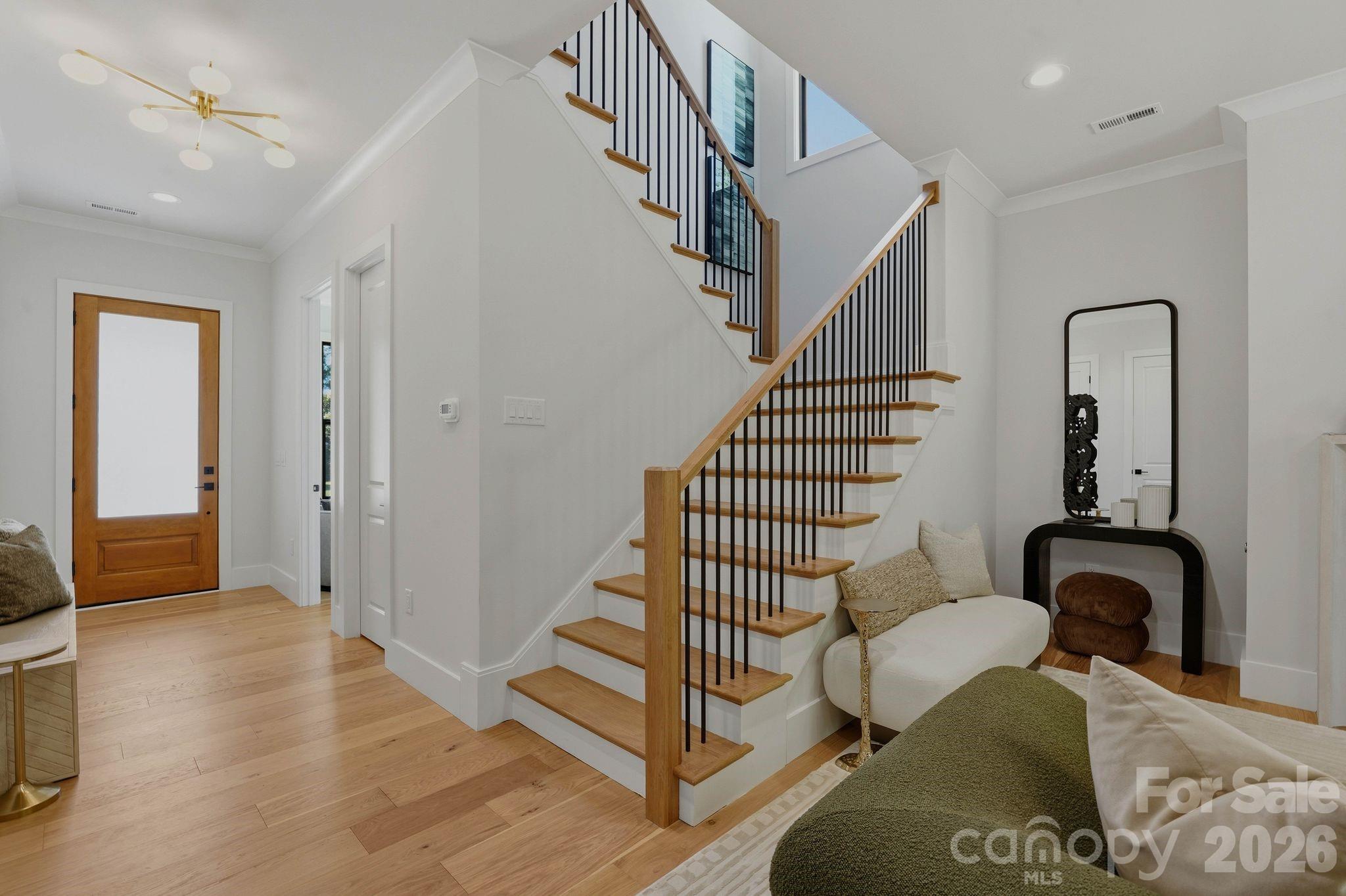 4645 Connecting Road — Charlotte