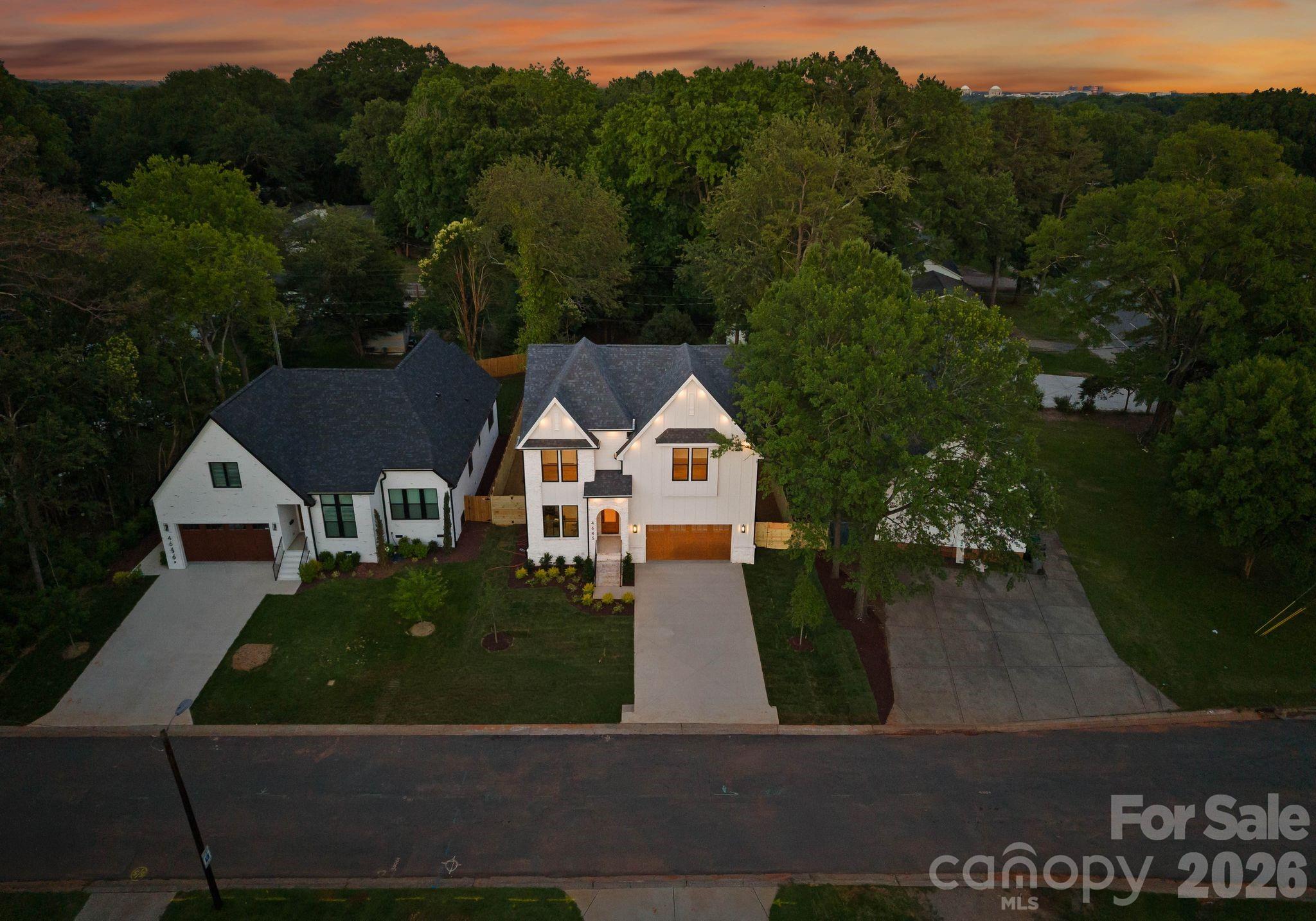 4645 Connecting Road — Charlotte