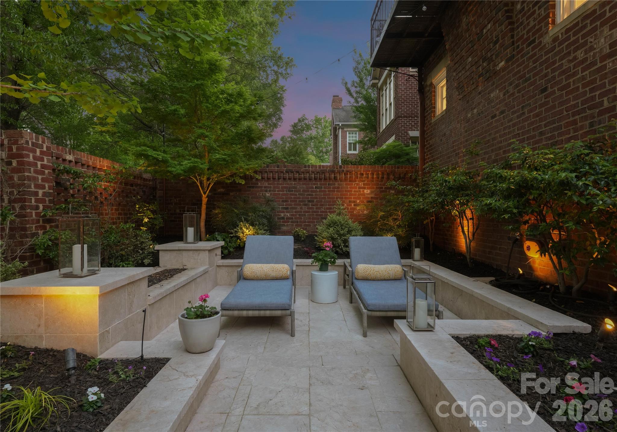 1124 Dilworth Crescent Row — Charlotte