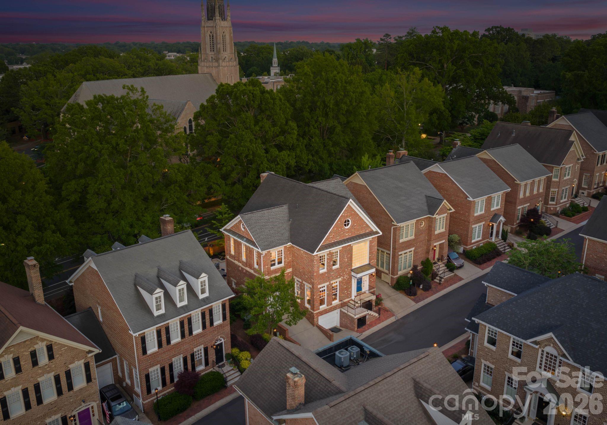 1124 Dilworth Crescent Row — Charlotte