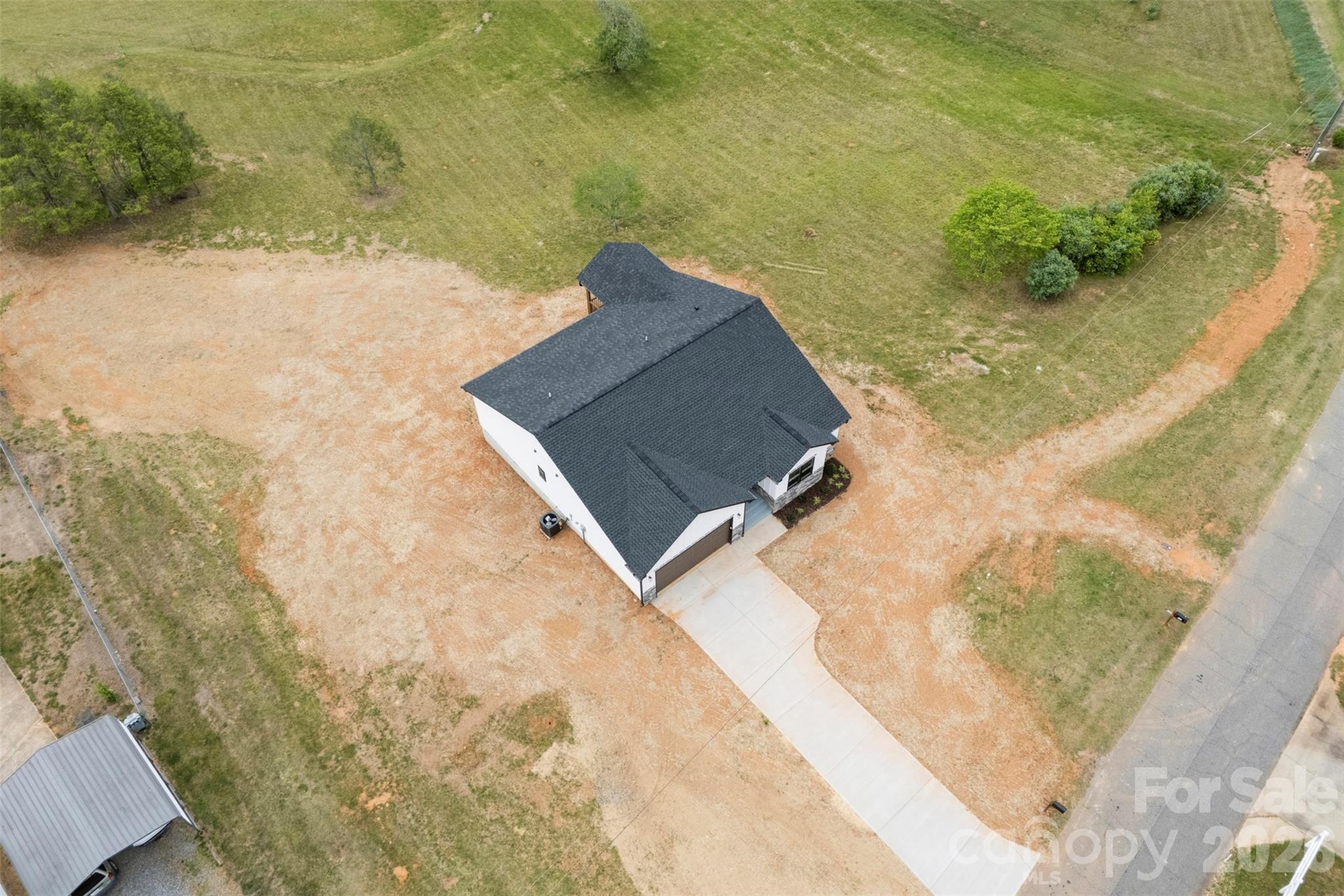 6911 Berea Avenue — Connelly Springs