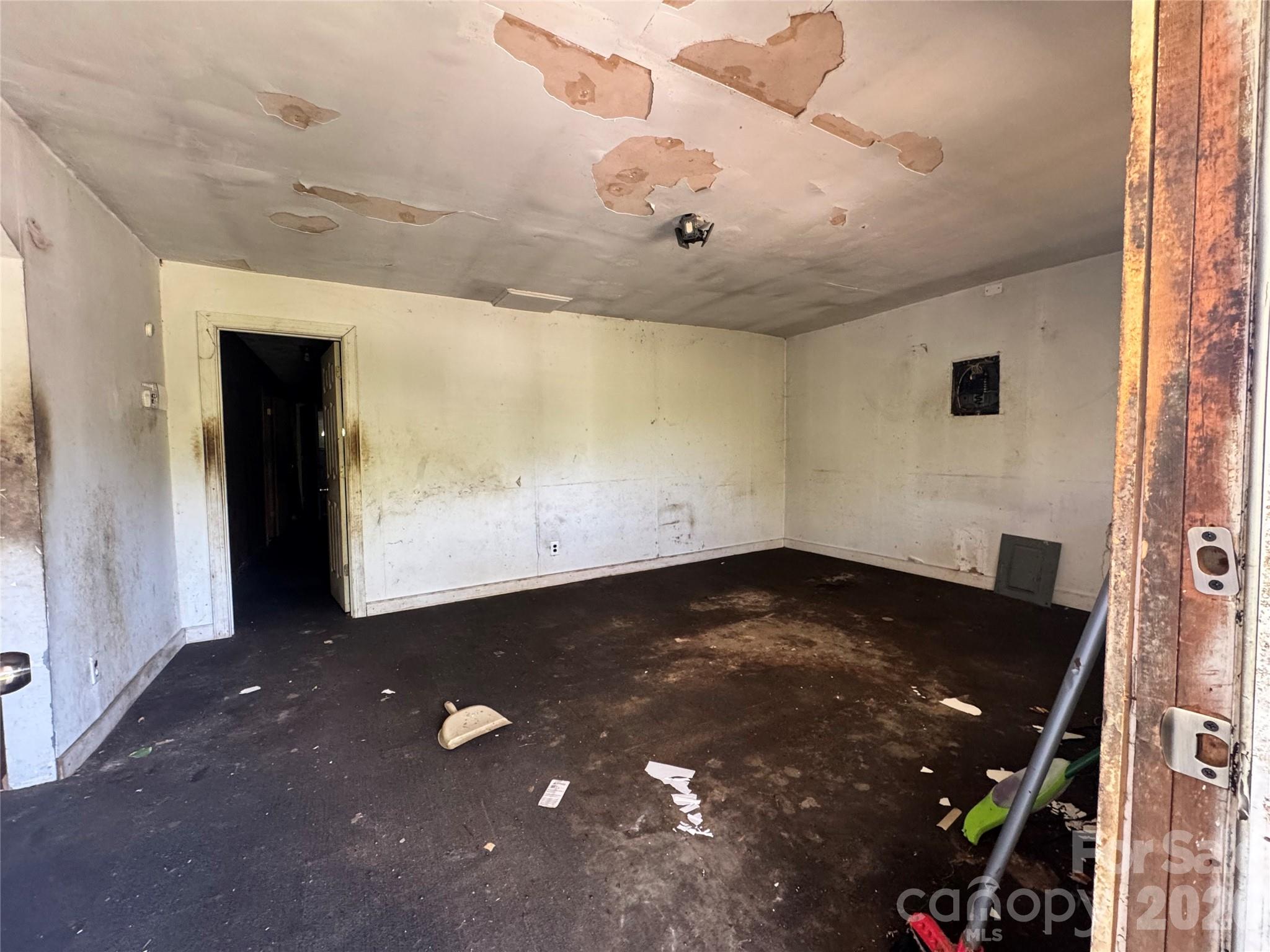 101 Ledbetter Road — Polkton