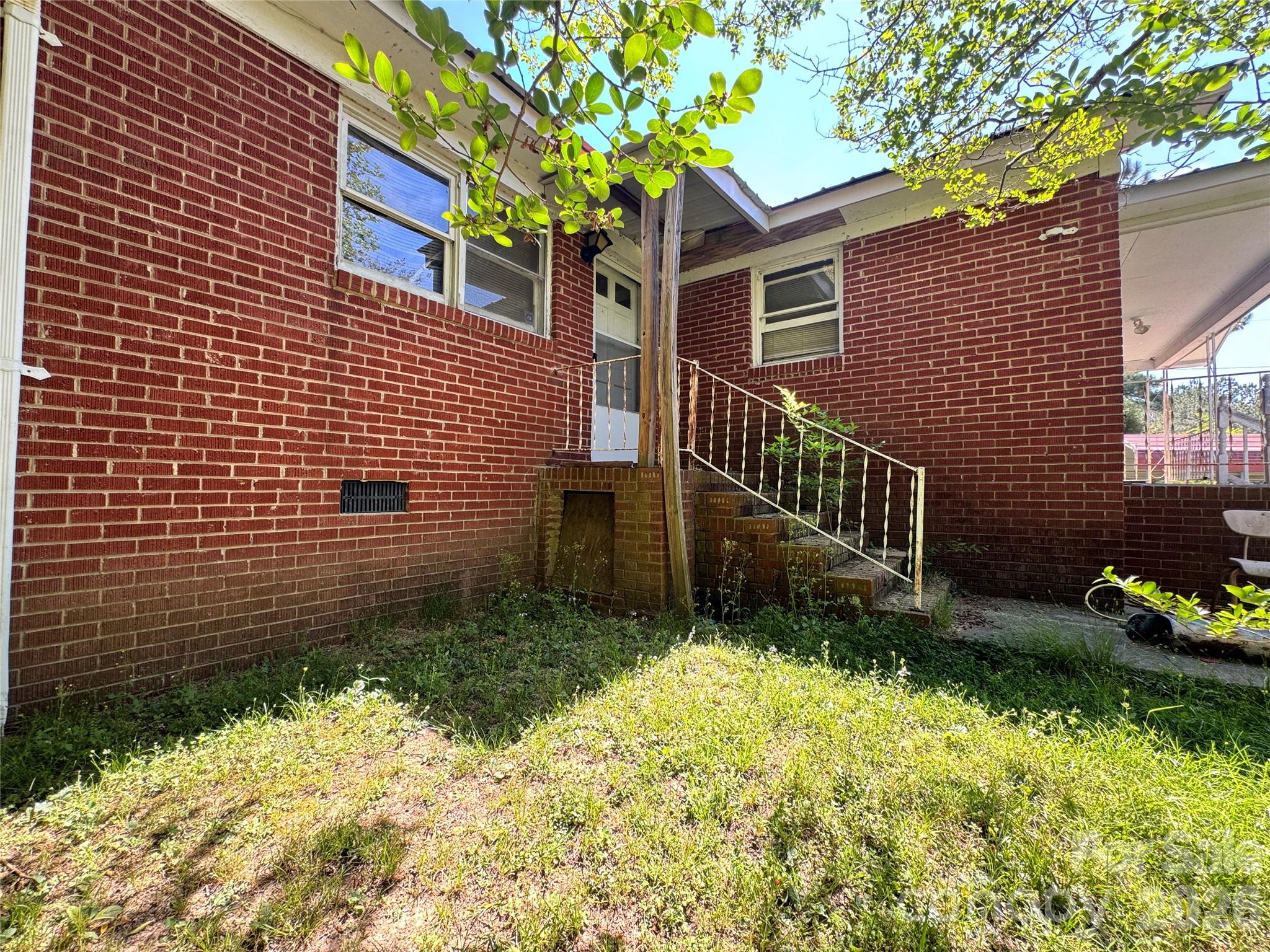 101 Ledbetter Road — Polkton