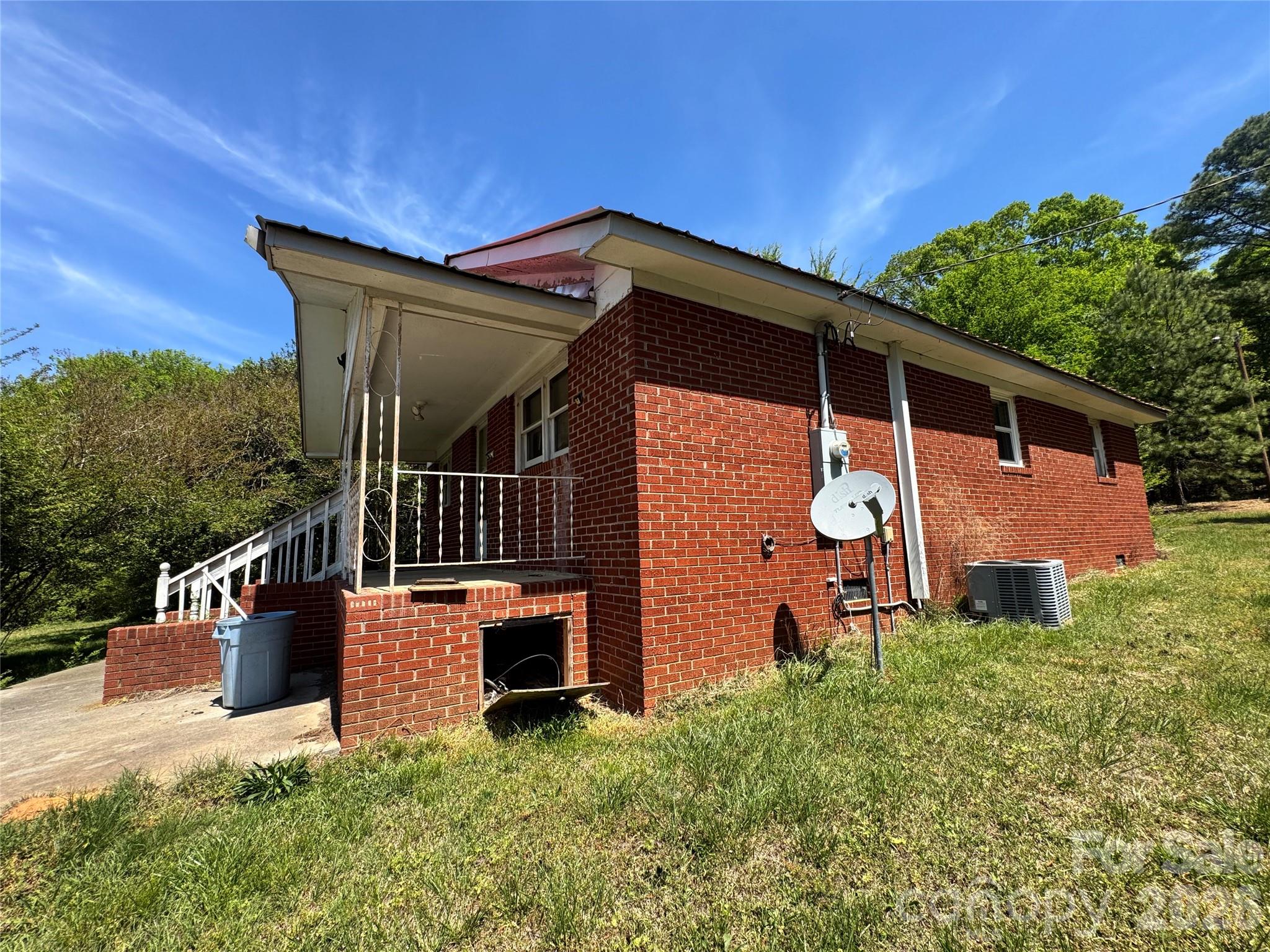 101 Ledbetter Road — Polkton