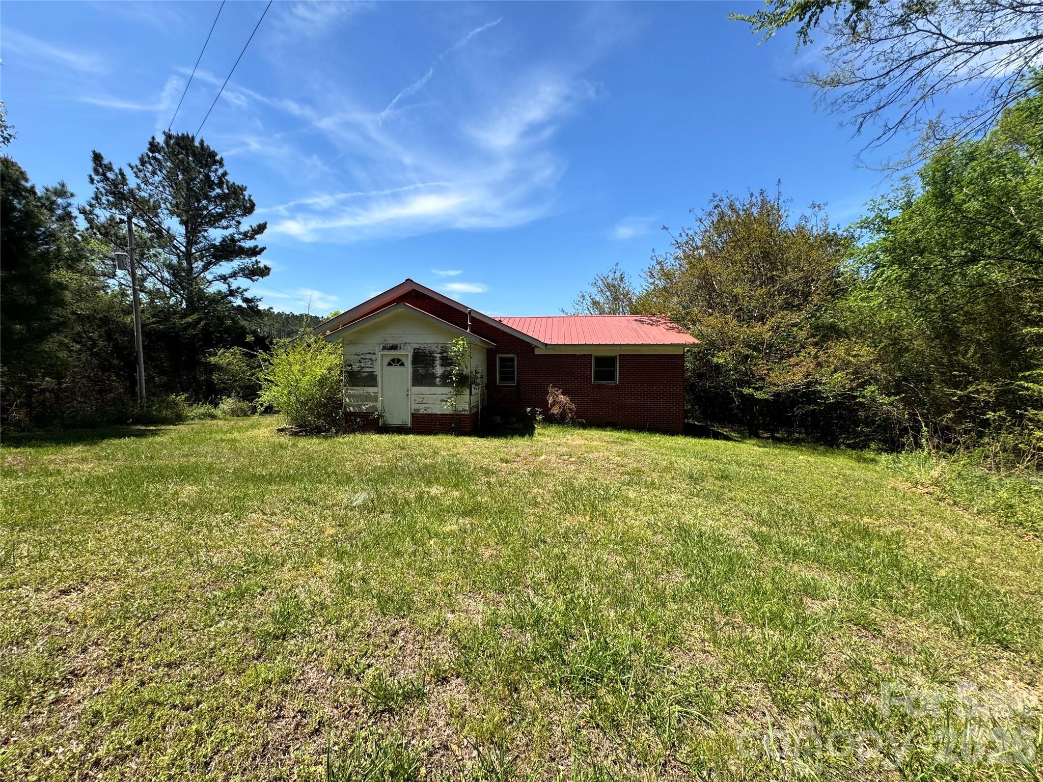 101 Ledbetter Road — Polkton