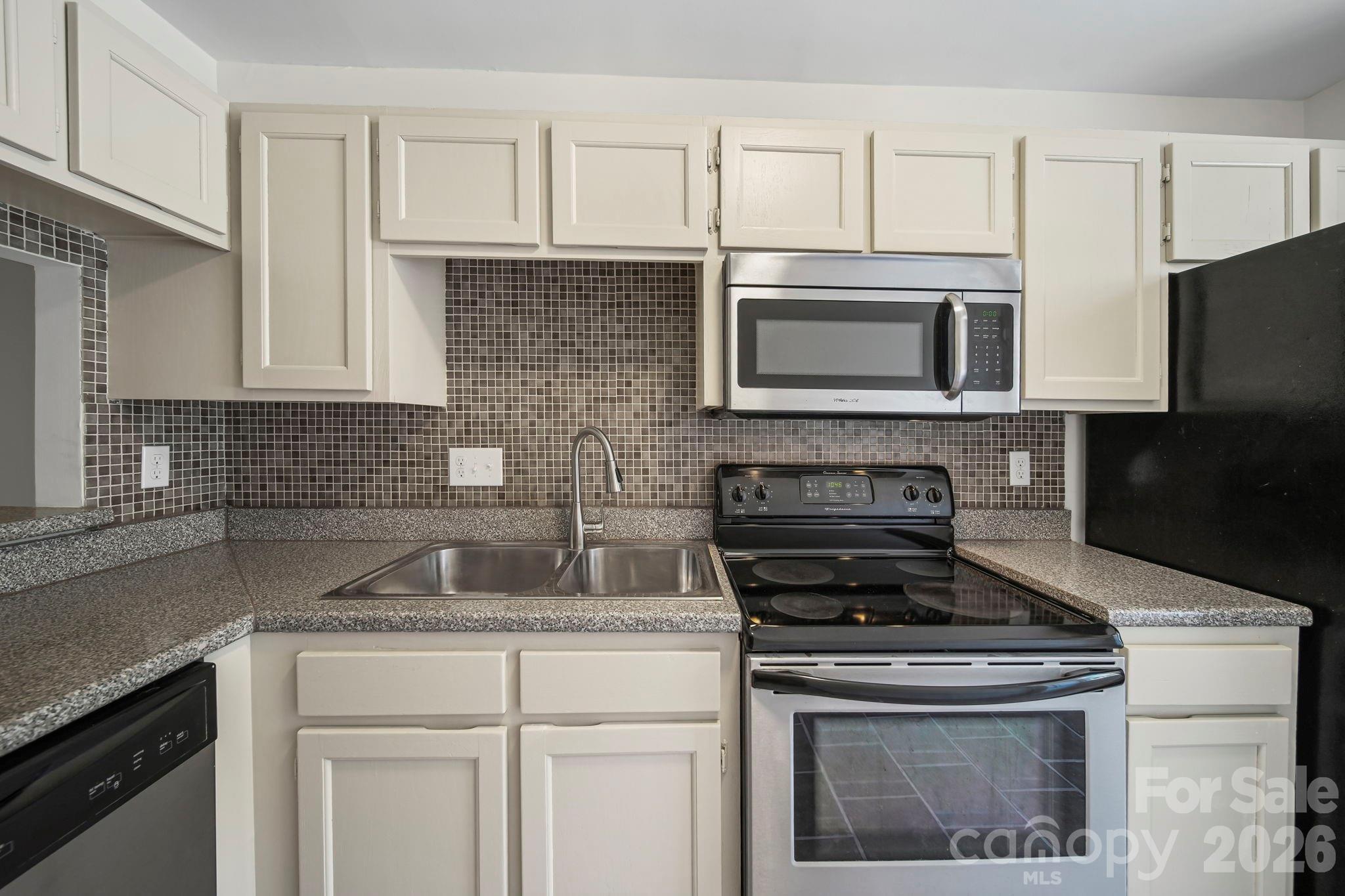 8217 Pineville Matthews Road #C — Charlotte