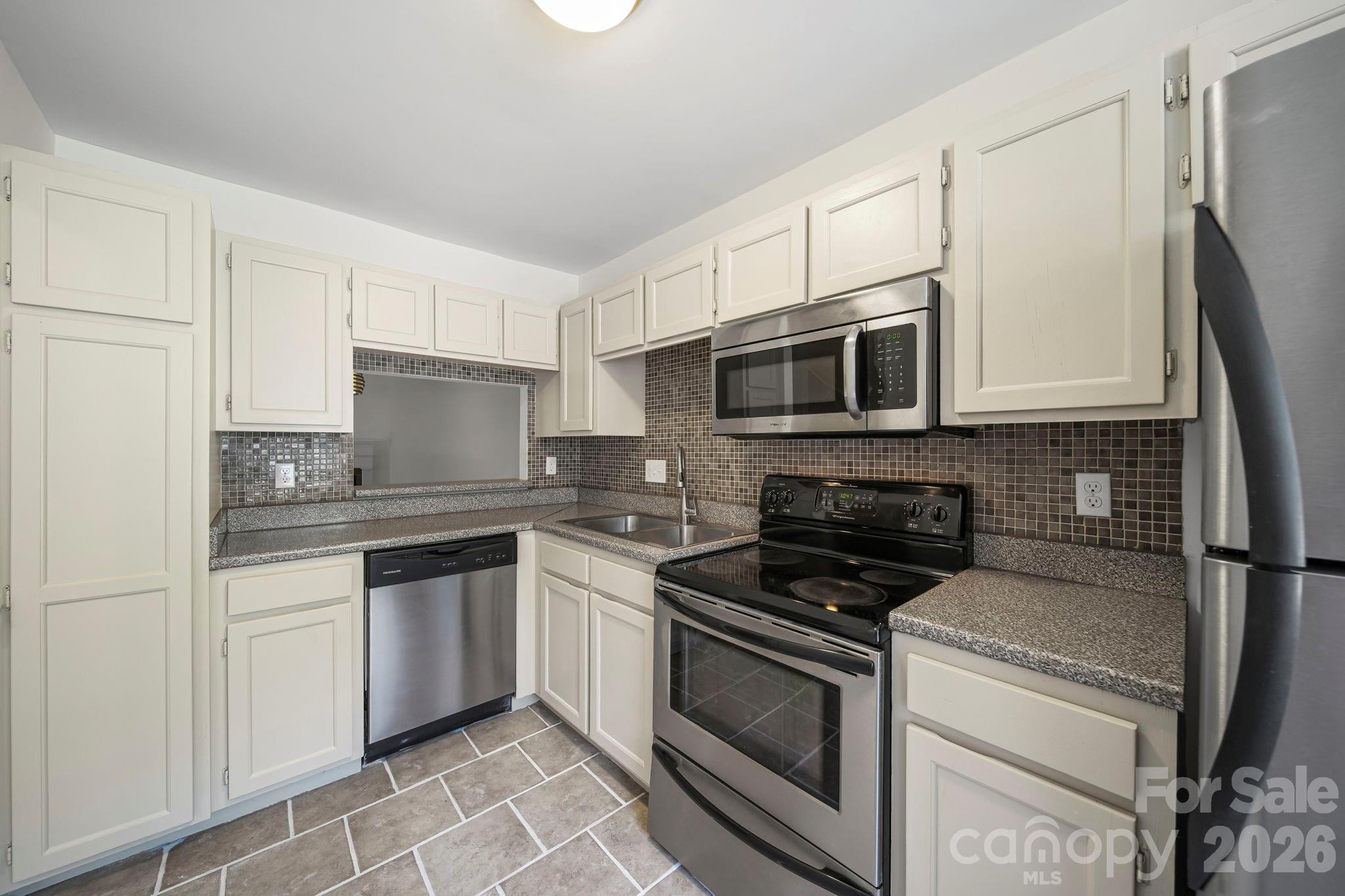 8217 Pineville Matthews Road #C — Charlotte