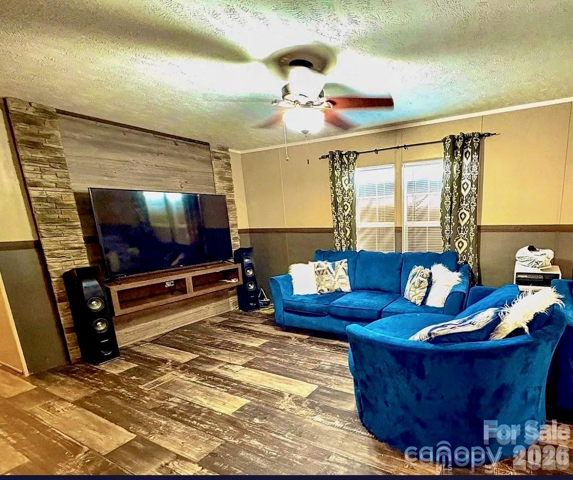 718 W Virginia Avenue — Bessemer City