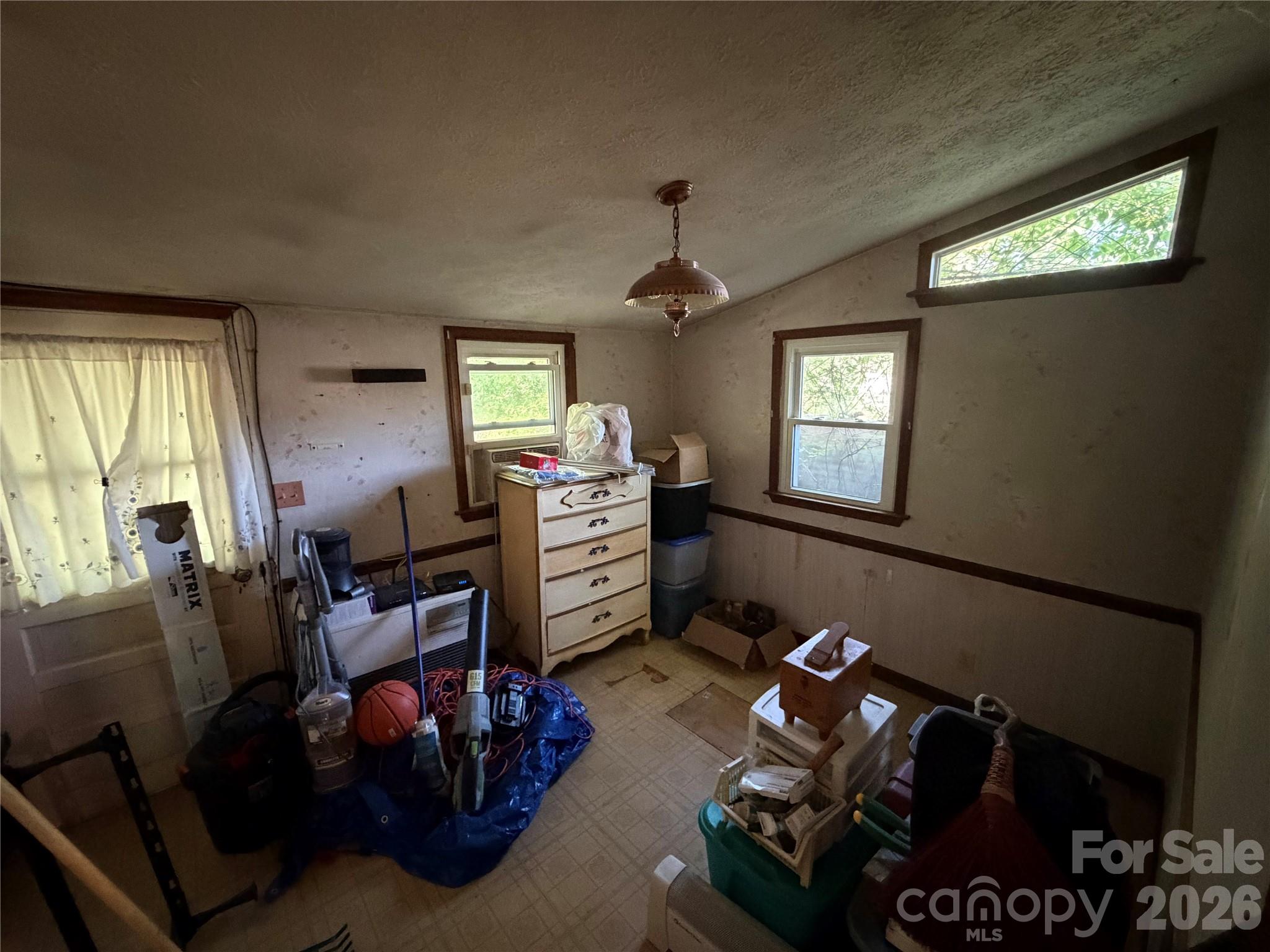 141 Walker Road — Morganton