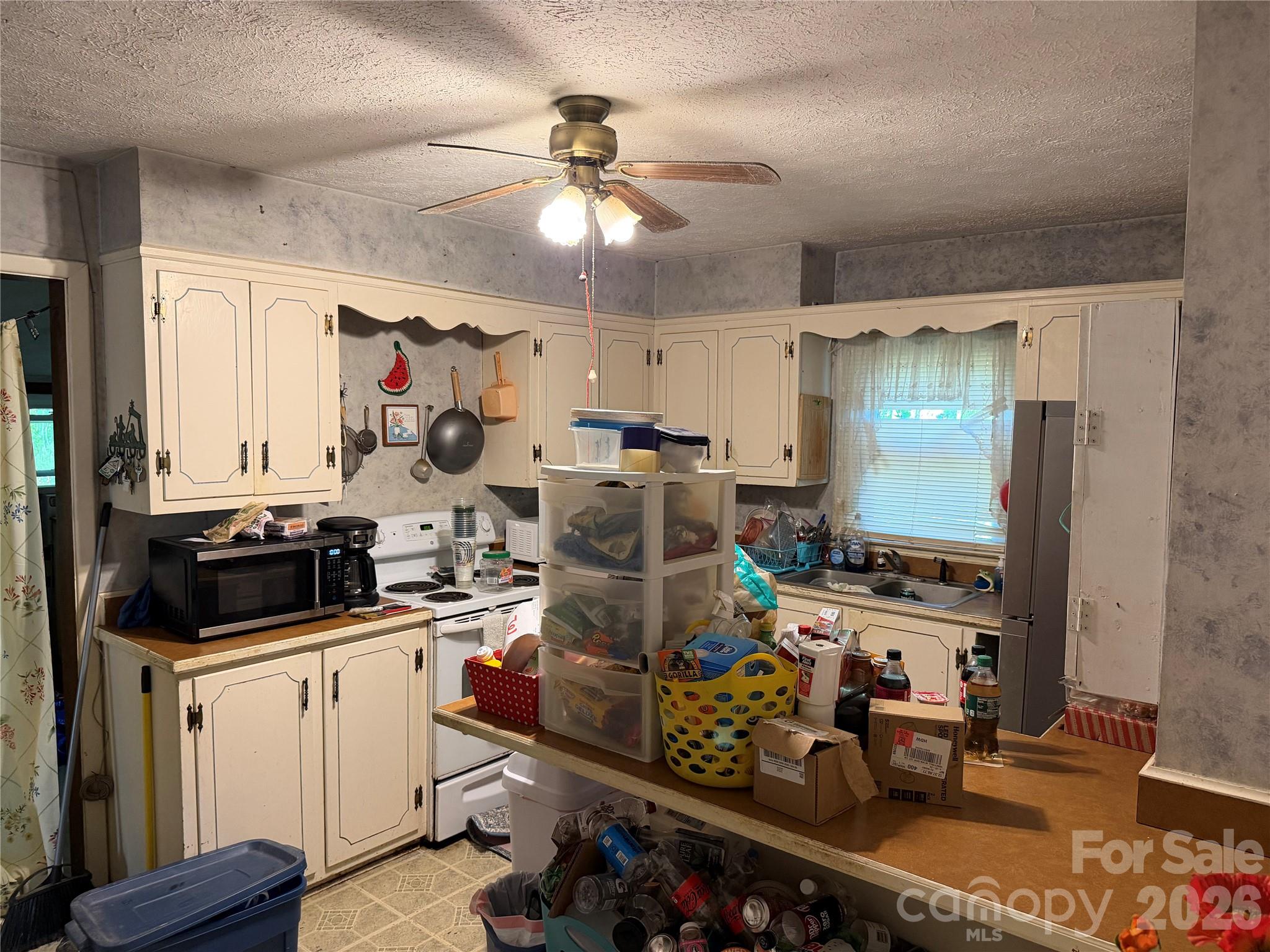 141 Walker Road — Morganton