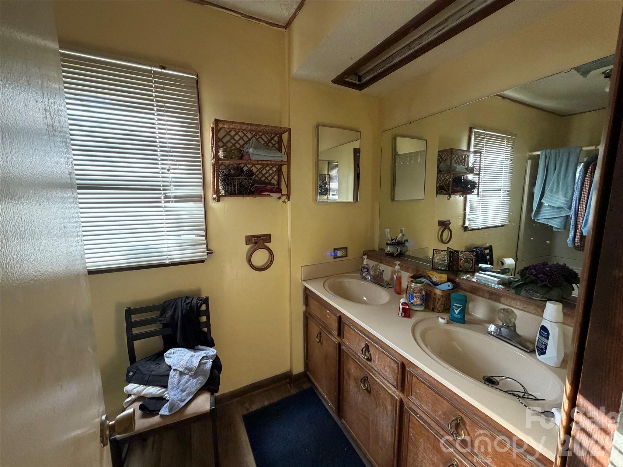141 Walker Road — Morganton