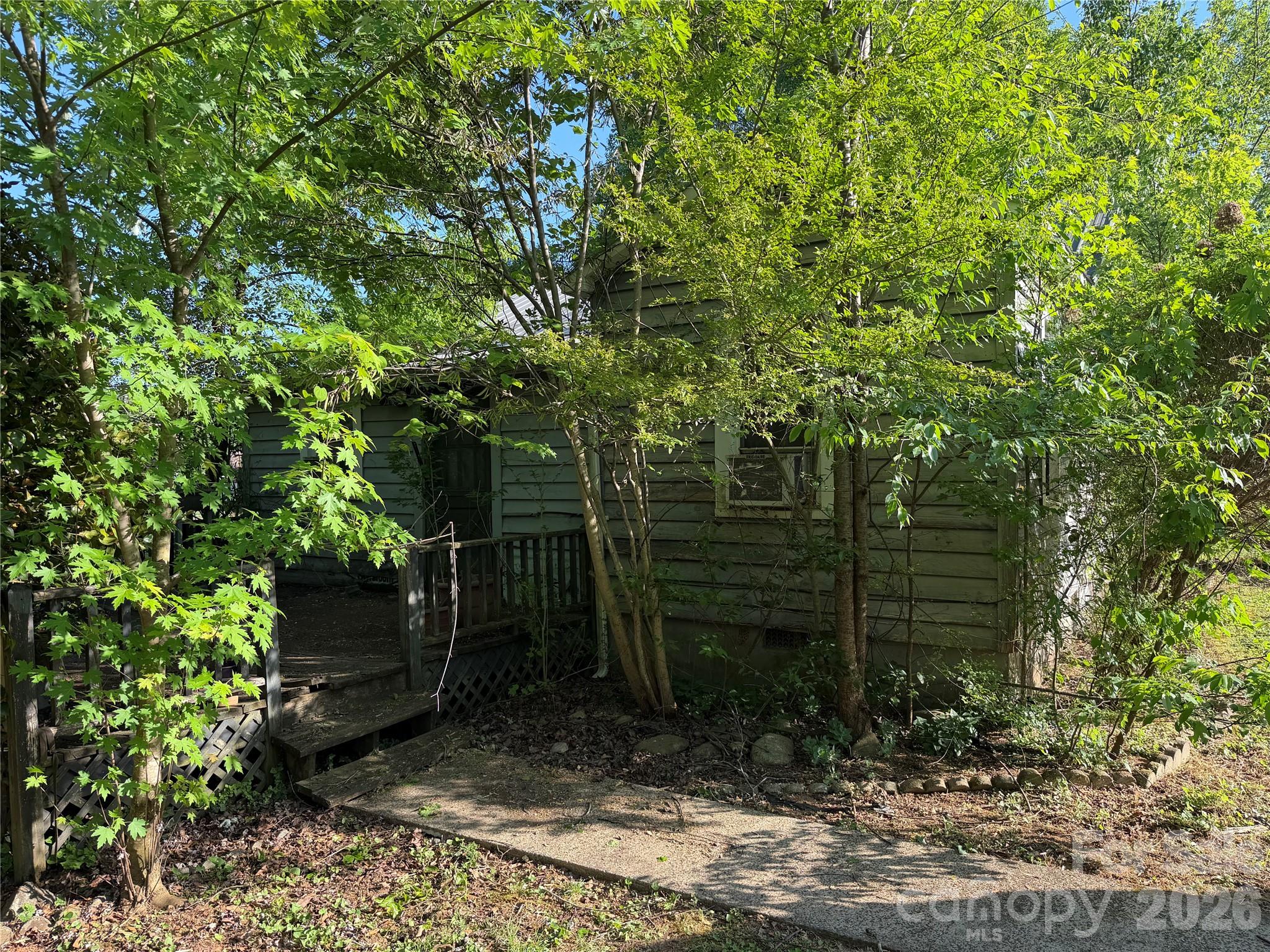 141 Walker Road — Morganton