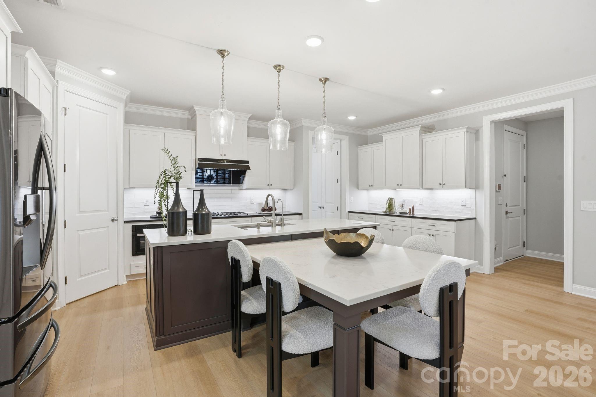 7203 Bellera Court — Charlotte