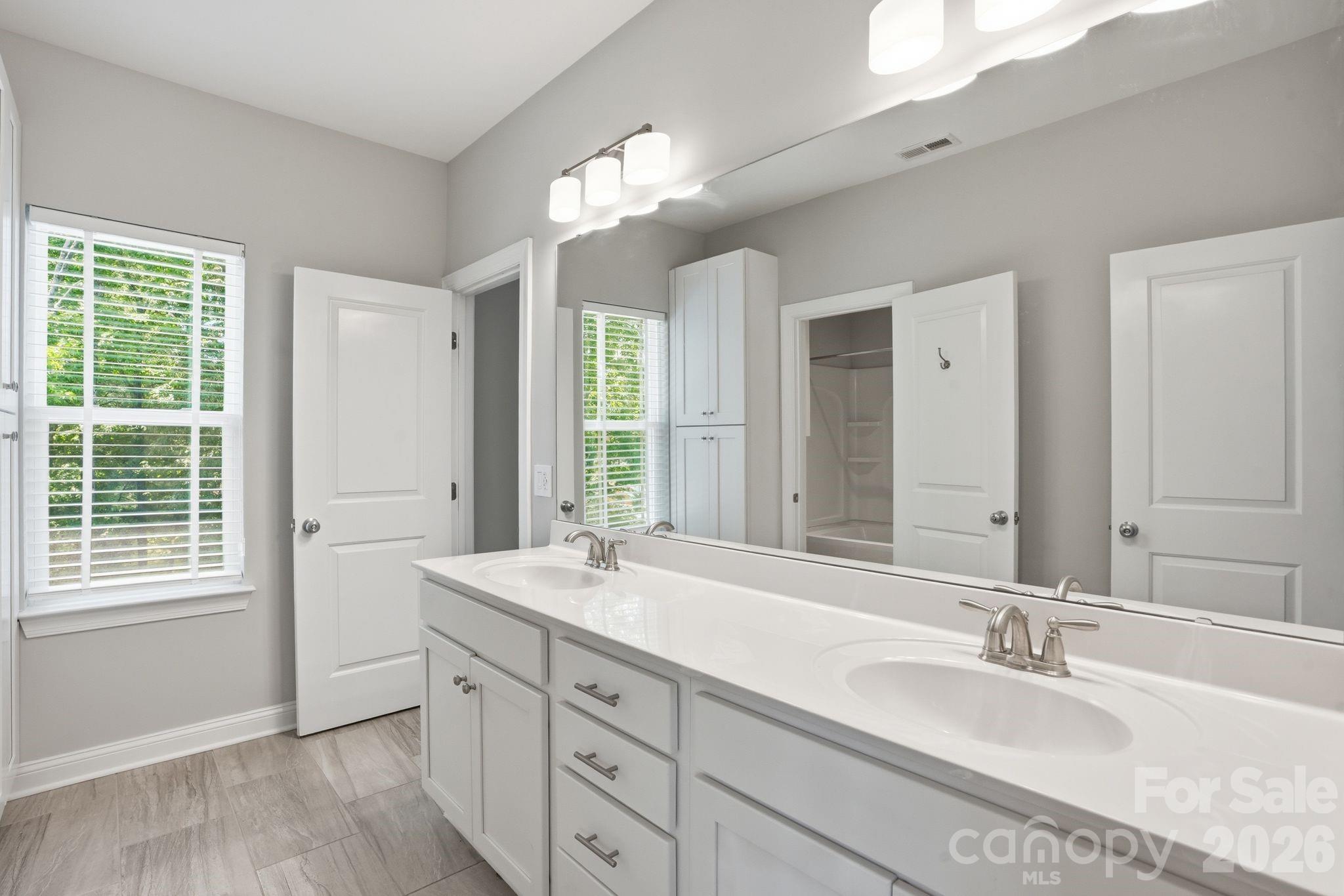 7203 Bellera Court — Charlotte