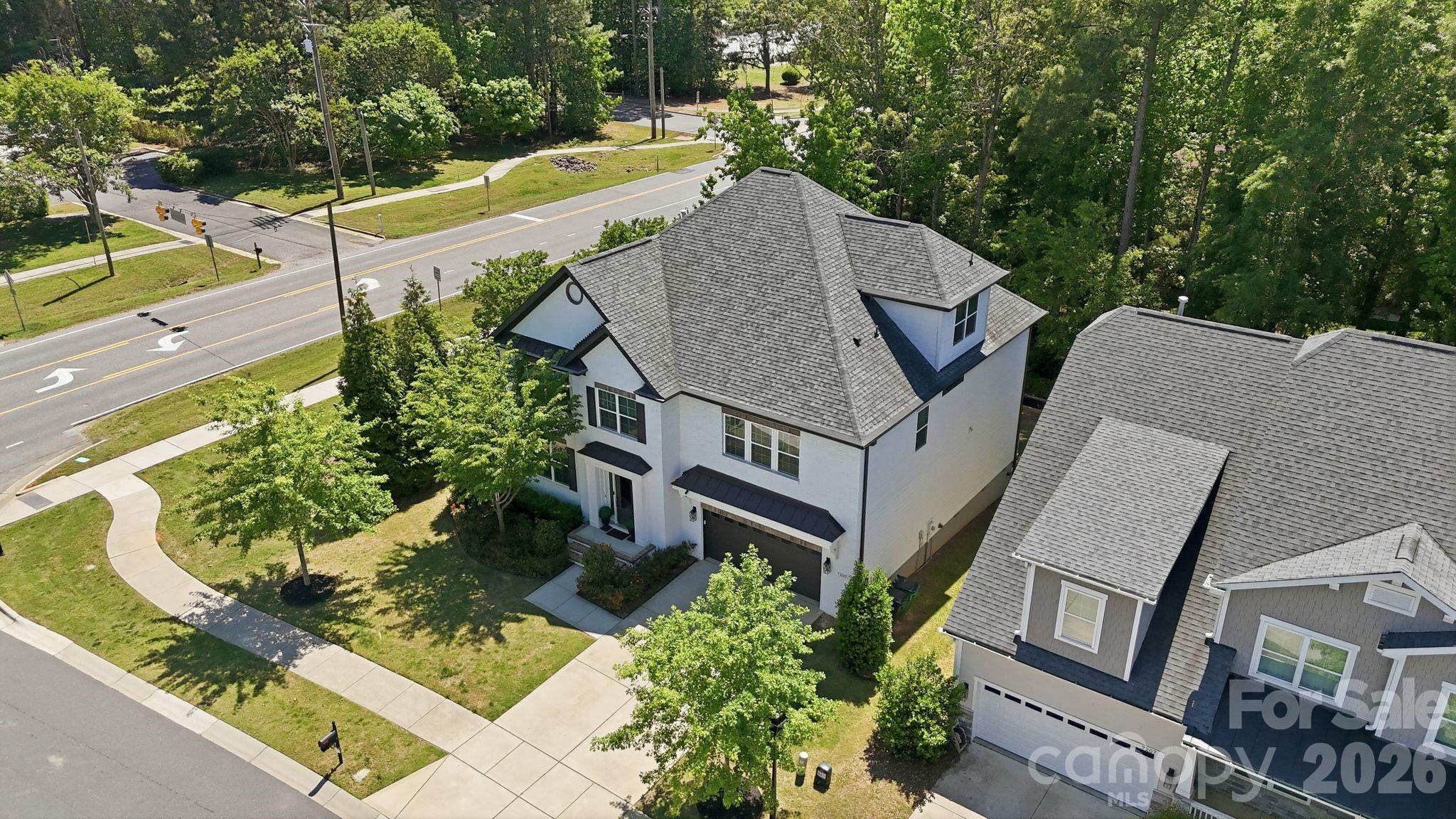 7203 Bellera Court — Charlotte