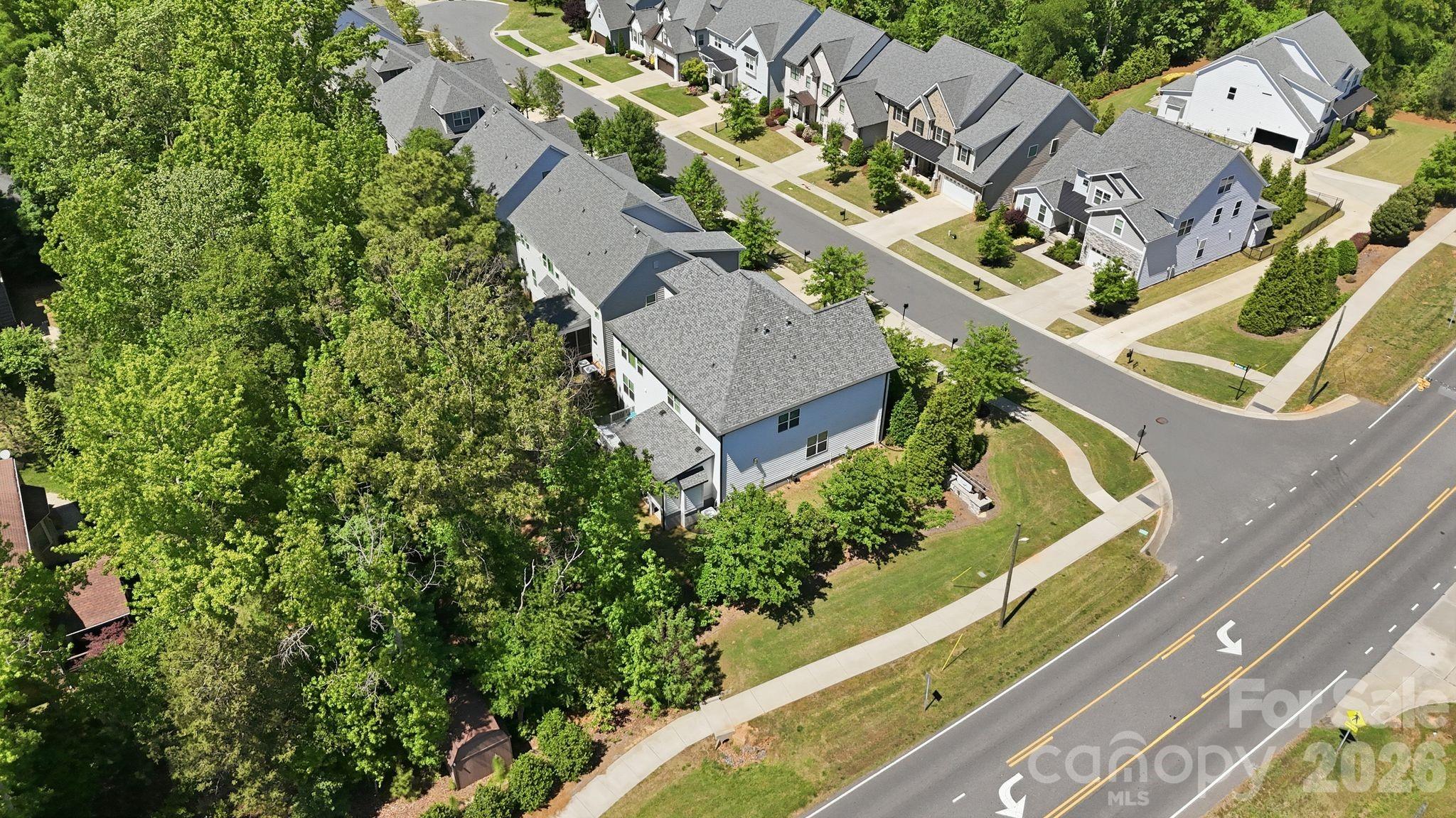 7203 Bellera Court — Charlotte
