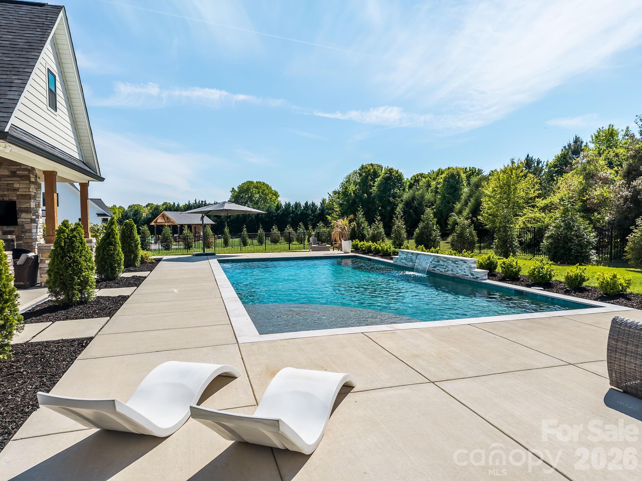 1090 Rolling Meadow Drive — Mooresville