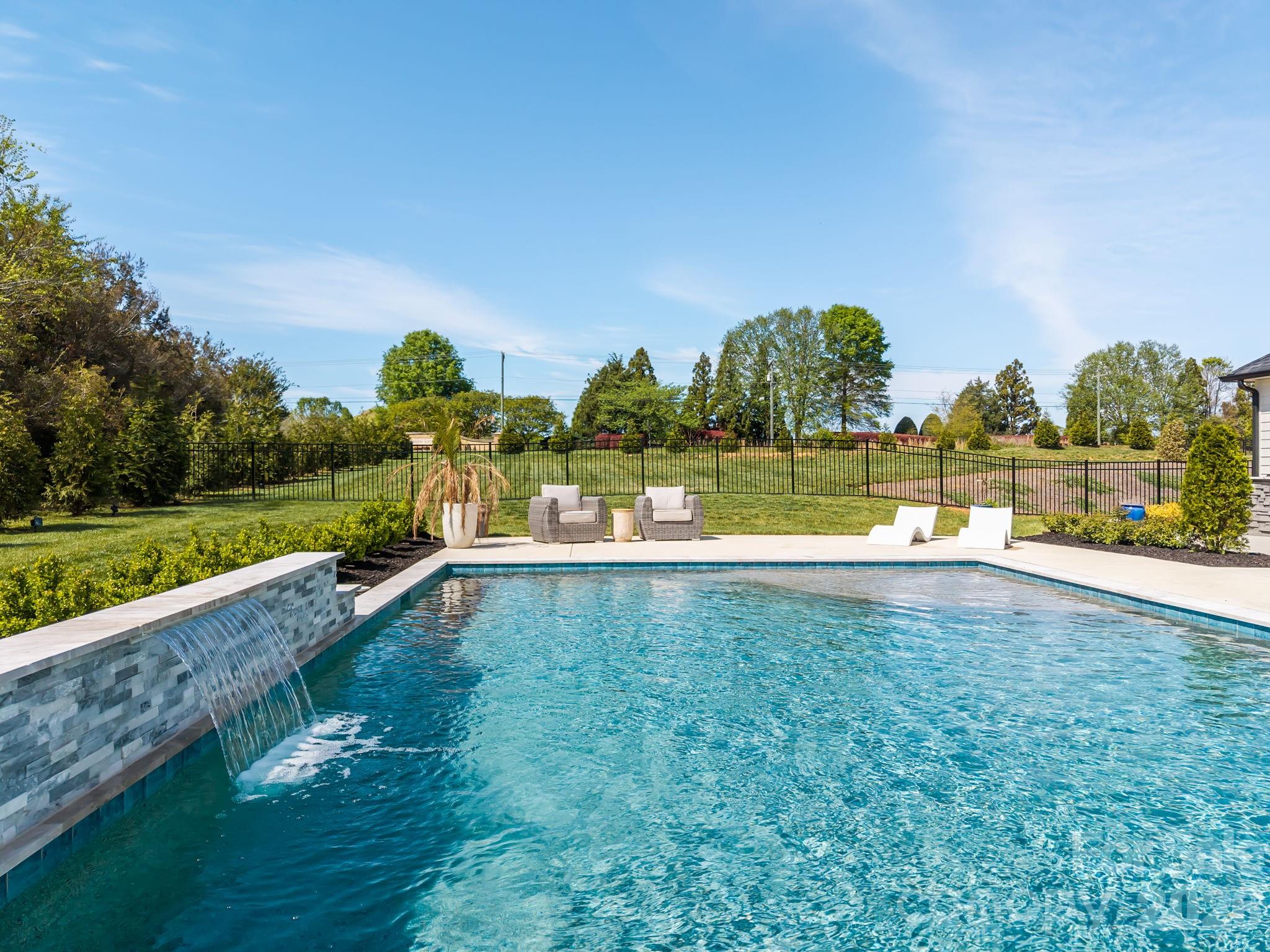 1090 Rolling Meadow Drive — Mooresville