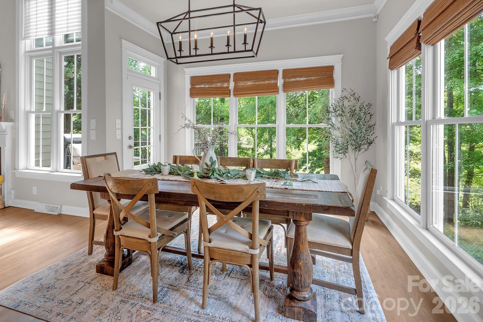 619 N Oak Drive — Huntersville
