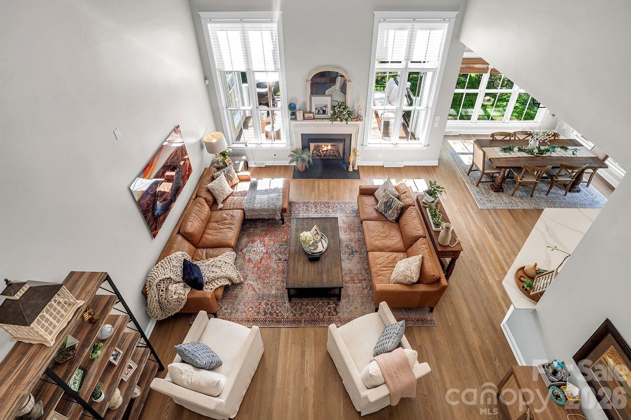 619 N Oak Drive — Huntersville