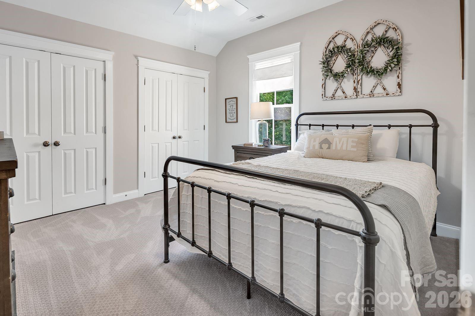619 N Oak Drive — Huntersville