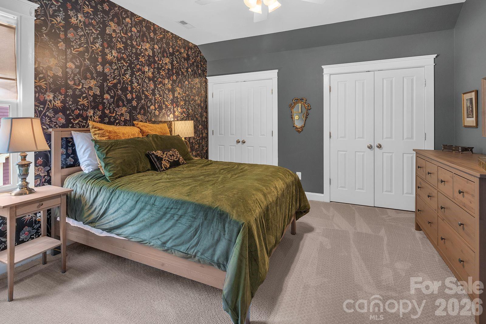 619 N Oak Drive — Huntersville