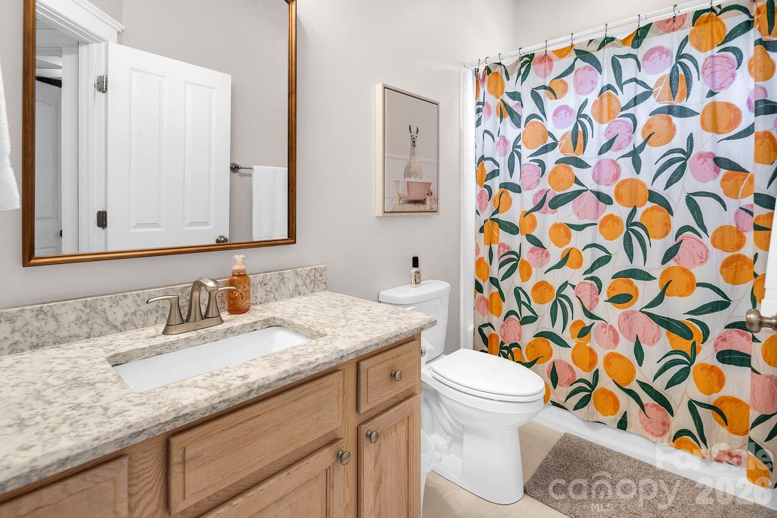 619 N Oak Drive — Huntersville