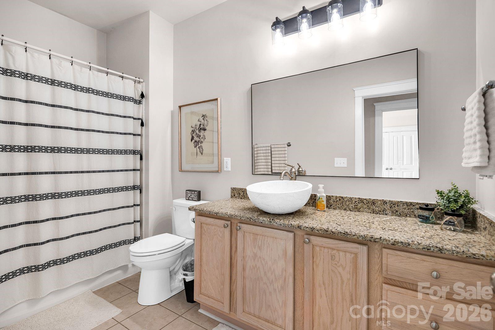 619 N Oak Drive — Huntersville