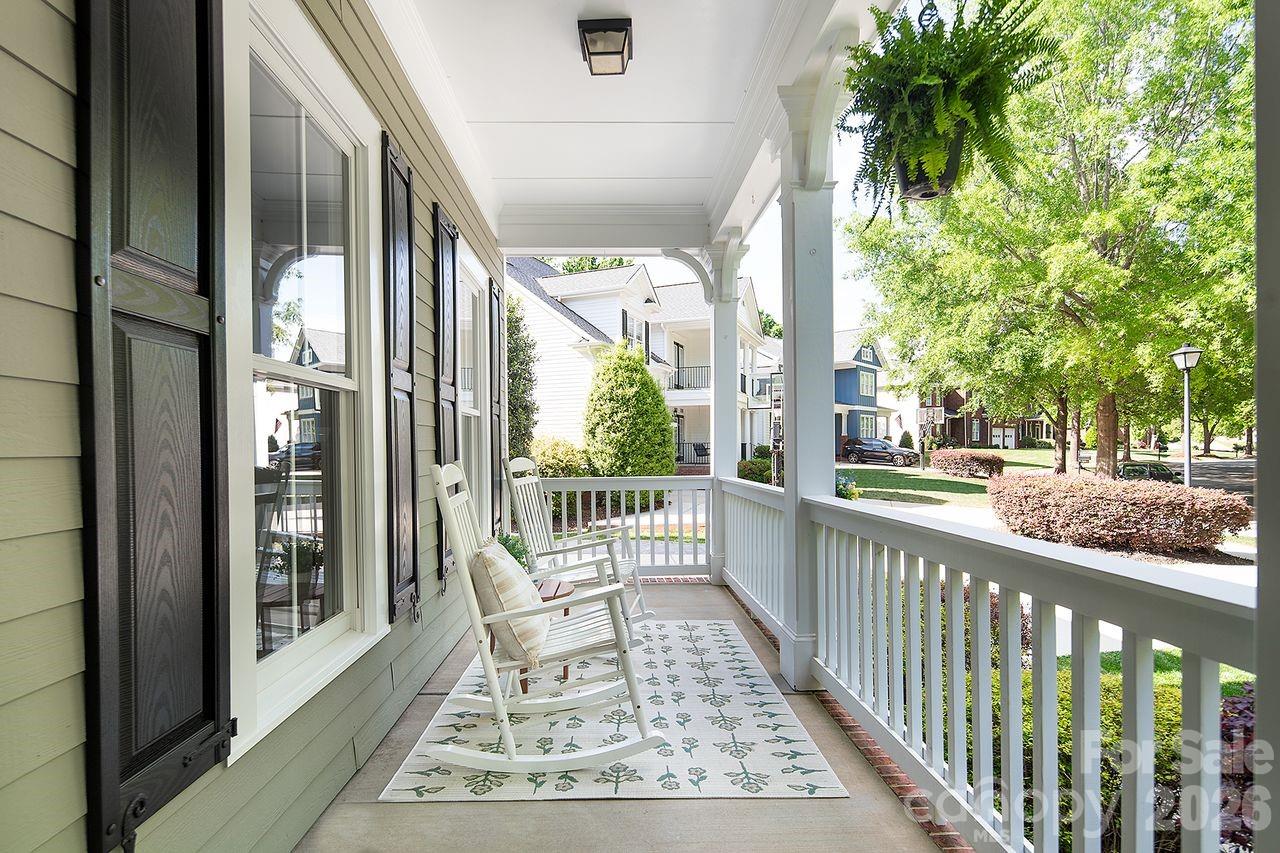 619 N Oak Drive — Huntersville