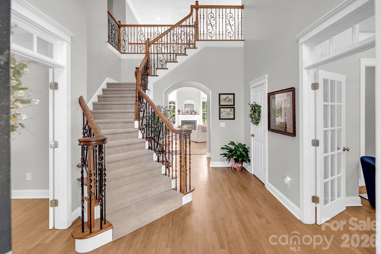 619 N Oak Drive — Huntersville