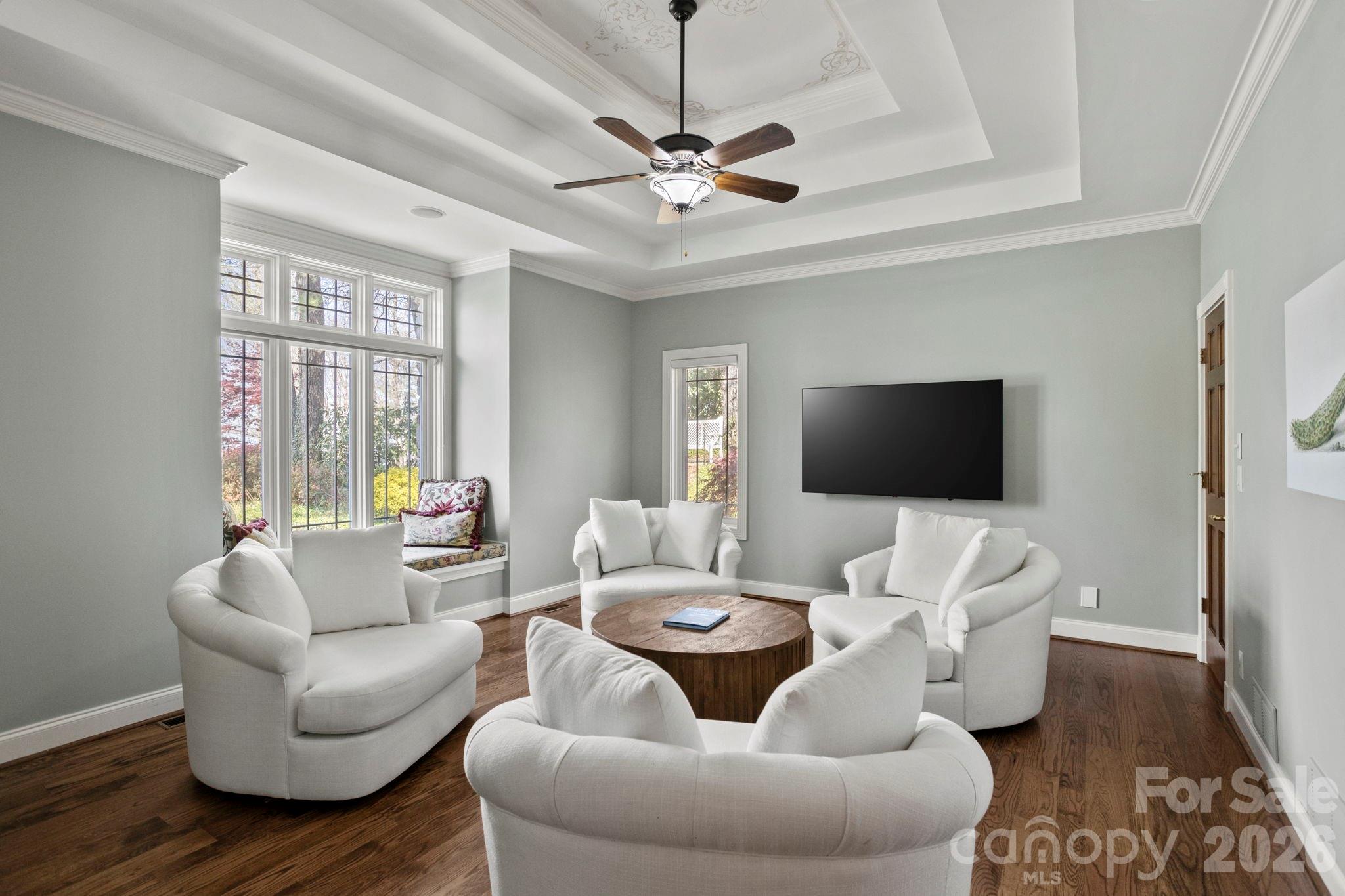 106 Farwood Court — Flat Rock