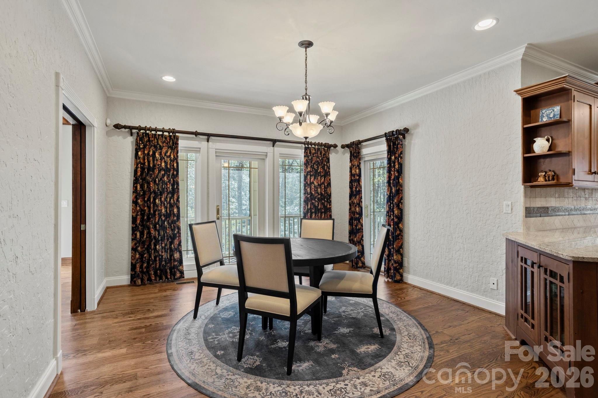 106 Farwood Court — Flat Rock