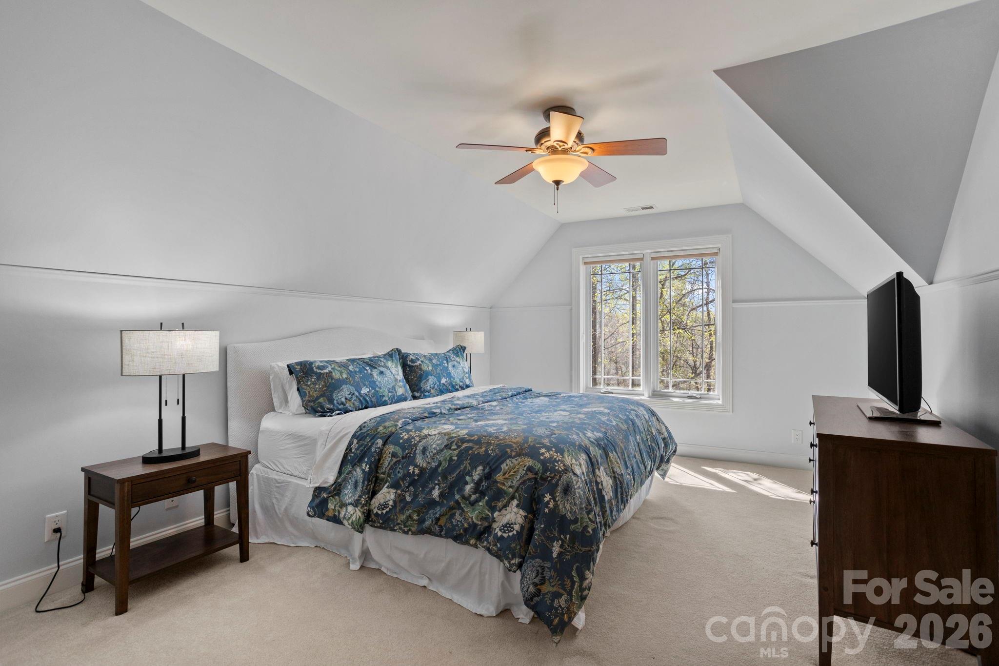 106 Farwood Court — Flat Rock
