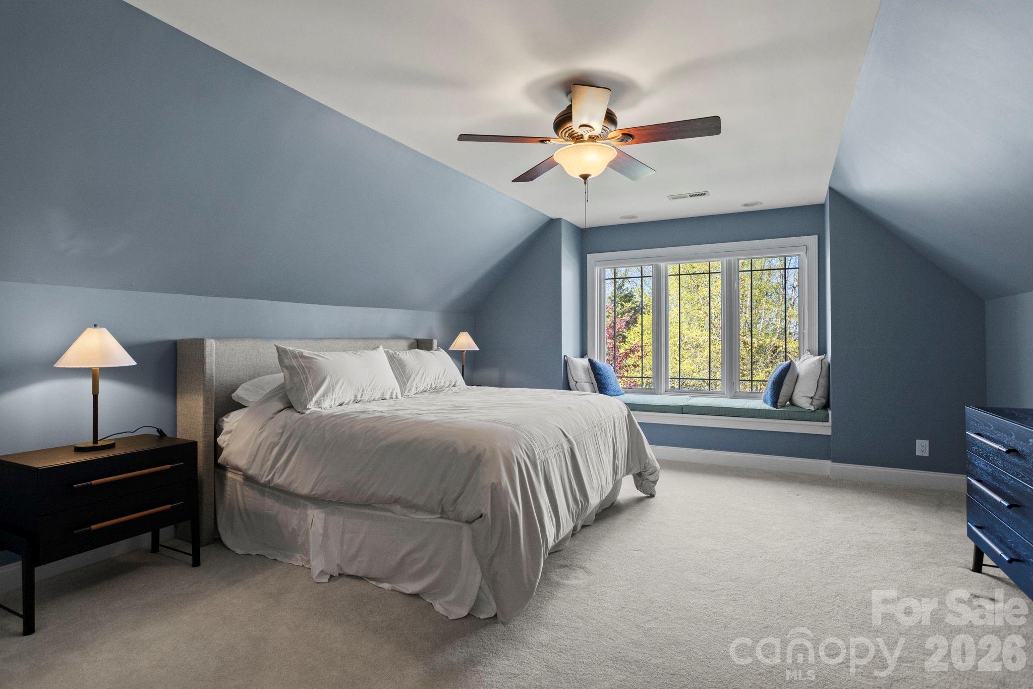 106 Farwood Court — Flat Rock