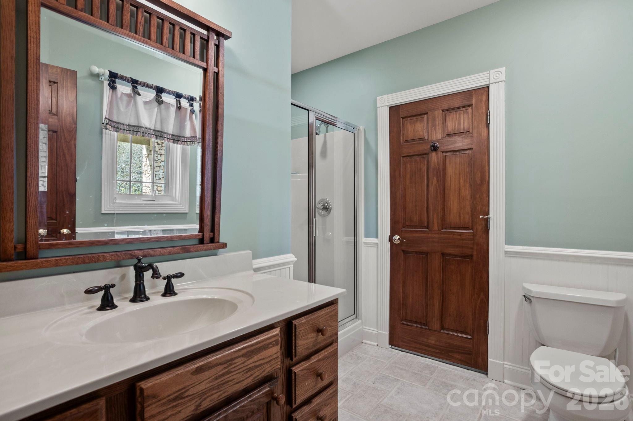 106 Farwood Court — Flat Rock