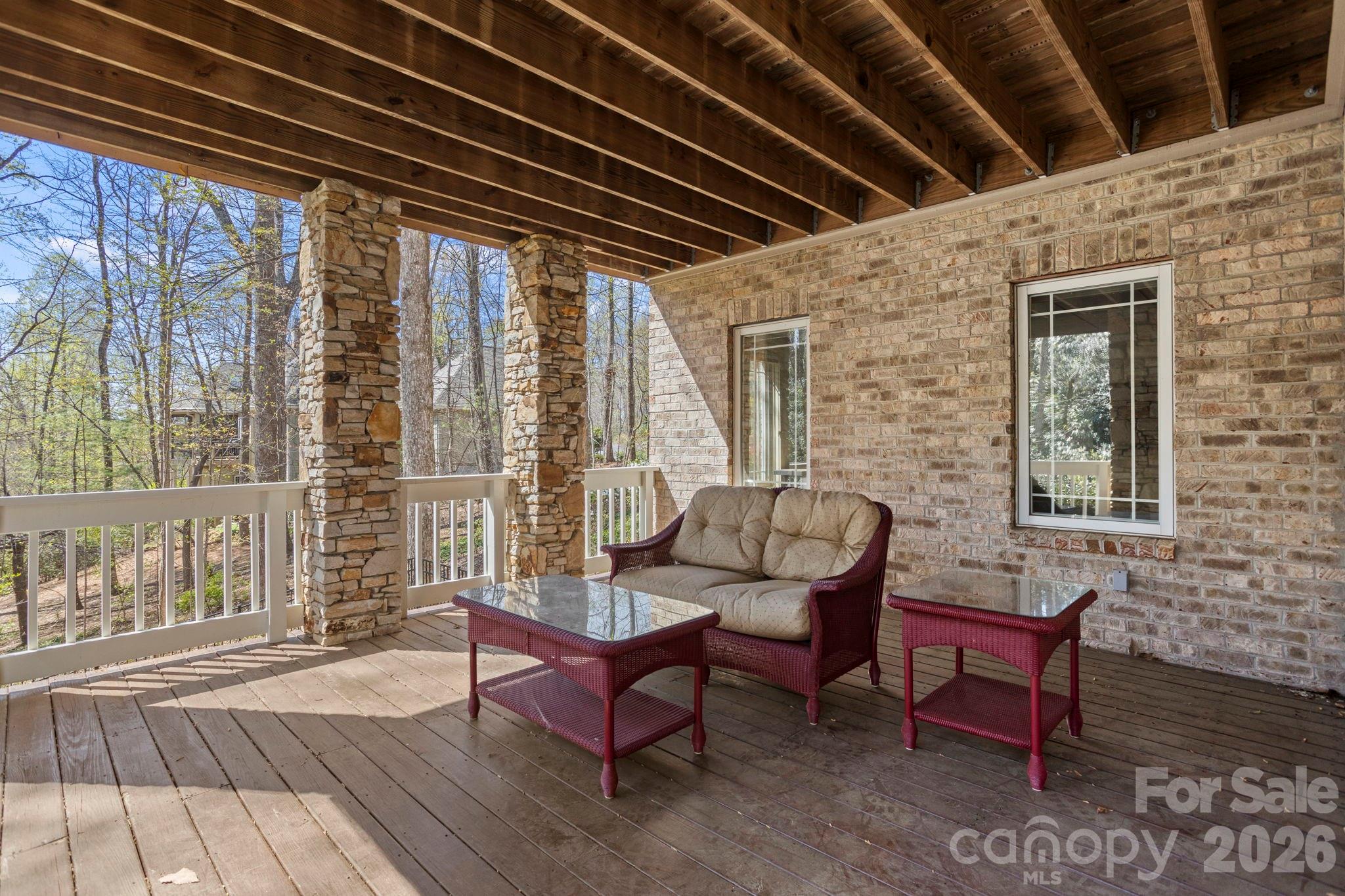 106 Farwood Court — Flat Rock