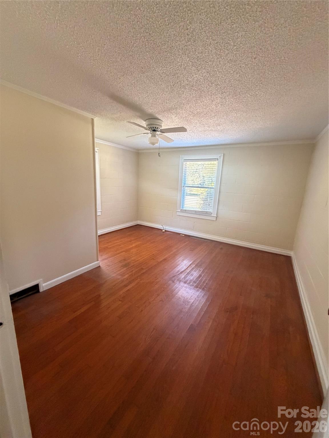 213 Stowe Road — Gastonia