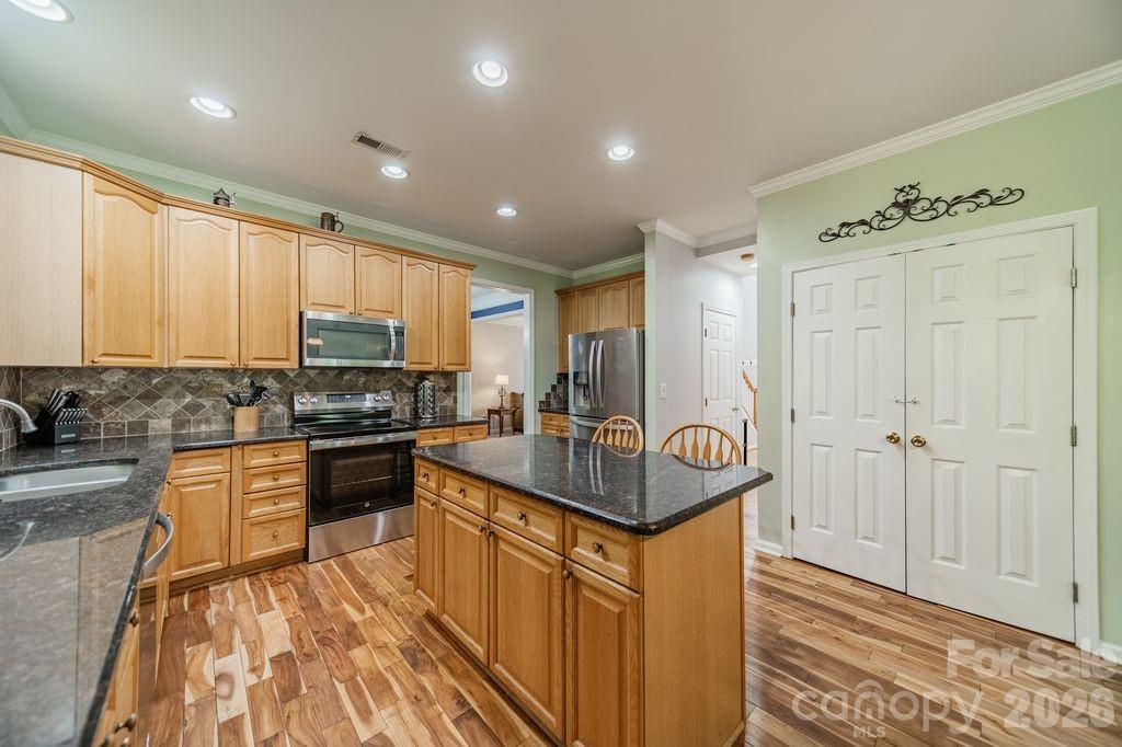 2316 Heath Lake Drive — Mint Hill