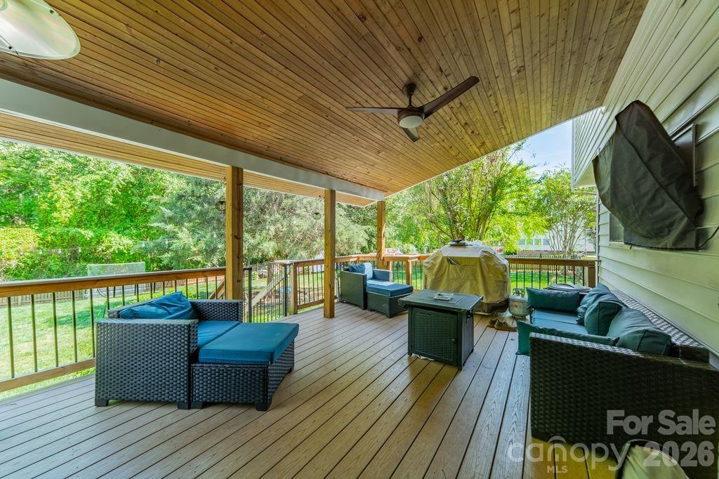 2316 Heath Lake Drive — Mint Hill