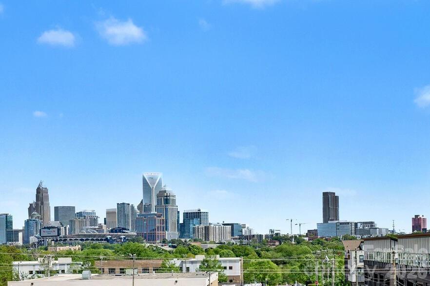 2032 Bryant Park Drive — Charlotte