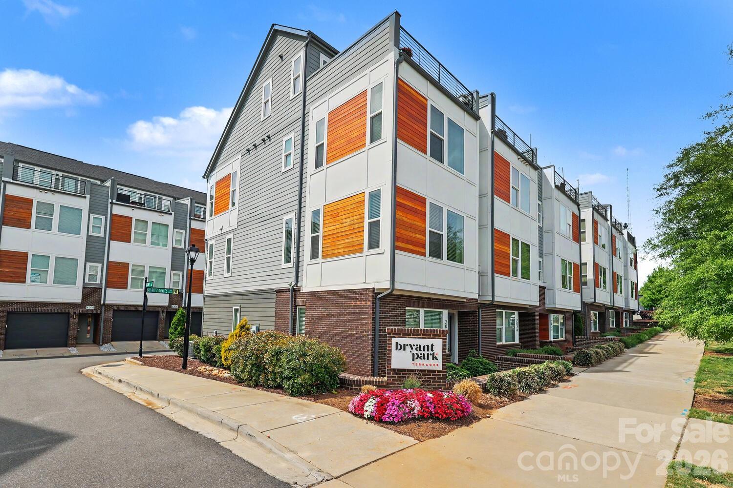 2032 Bryant Park Drive — Charlotte