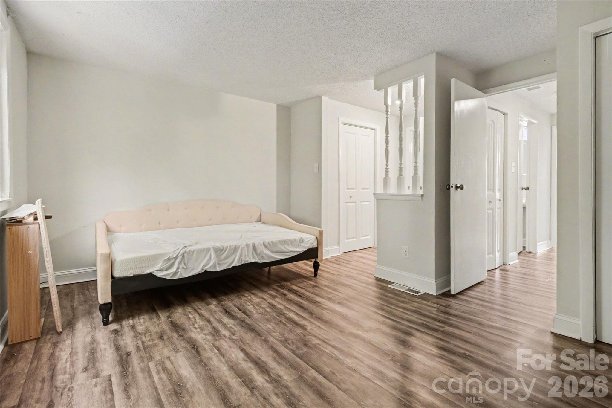 7609 Holly Grove Court — Charlotte