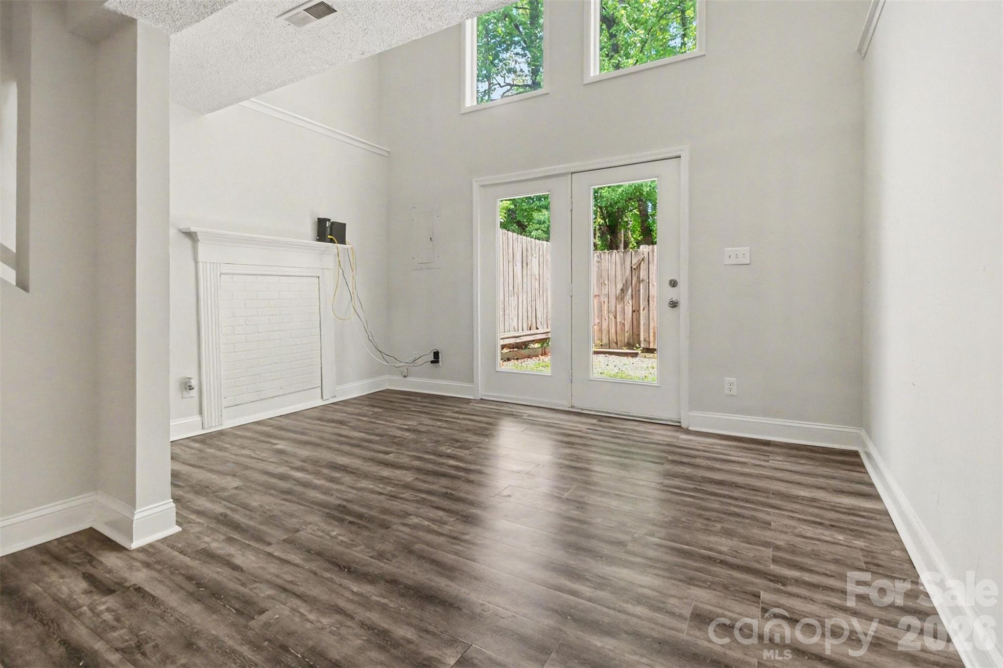 7609 Holly Grove Court — Charlotte