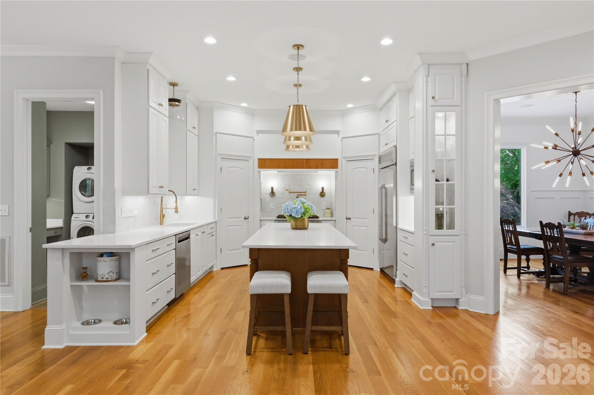 1514 Elmsford Lane — Matthews