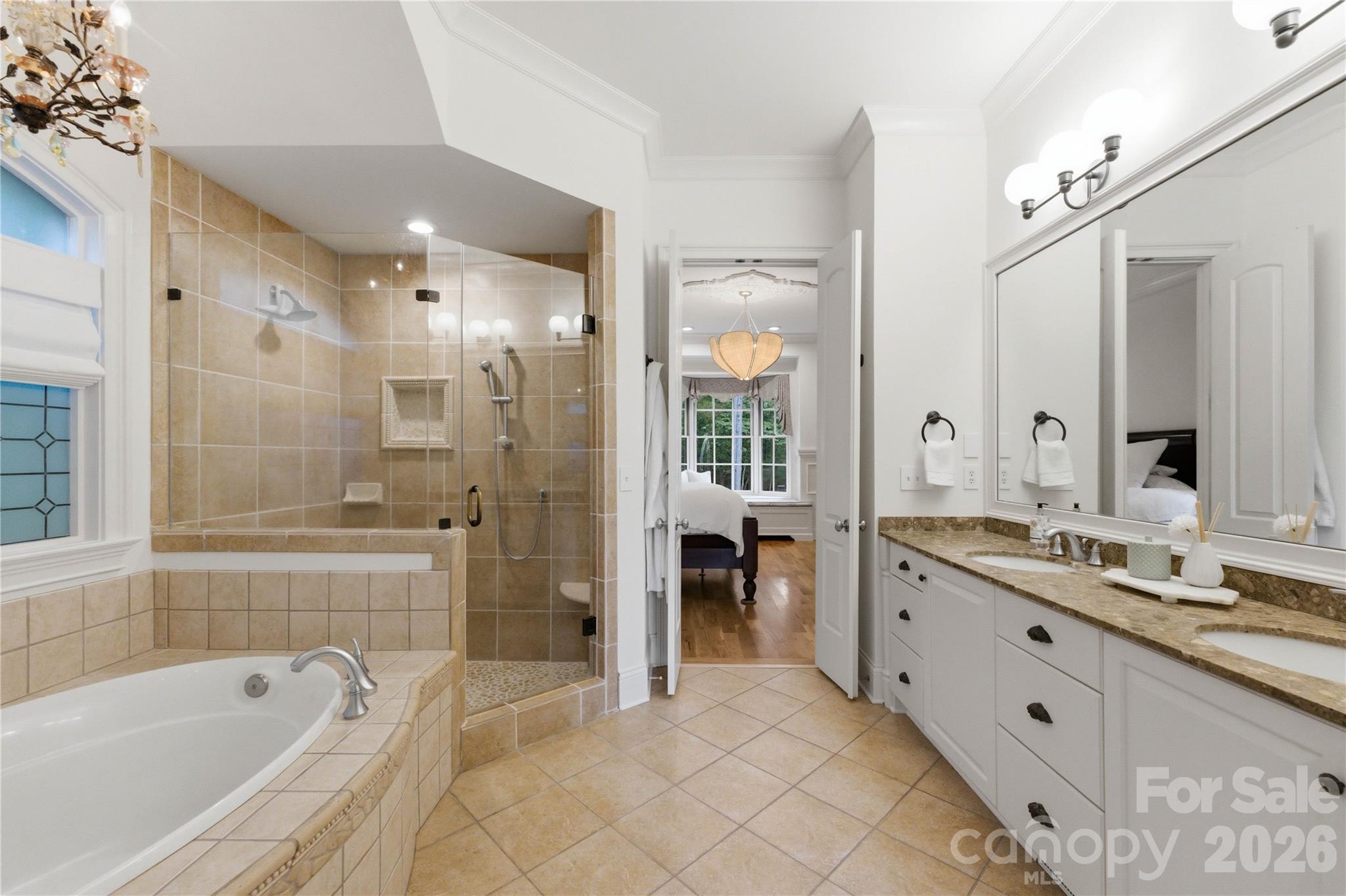 1514 Elmsford Lane — Matthews