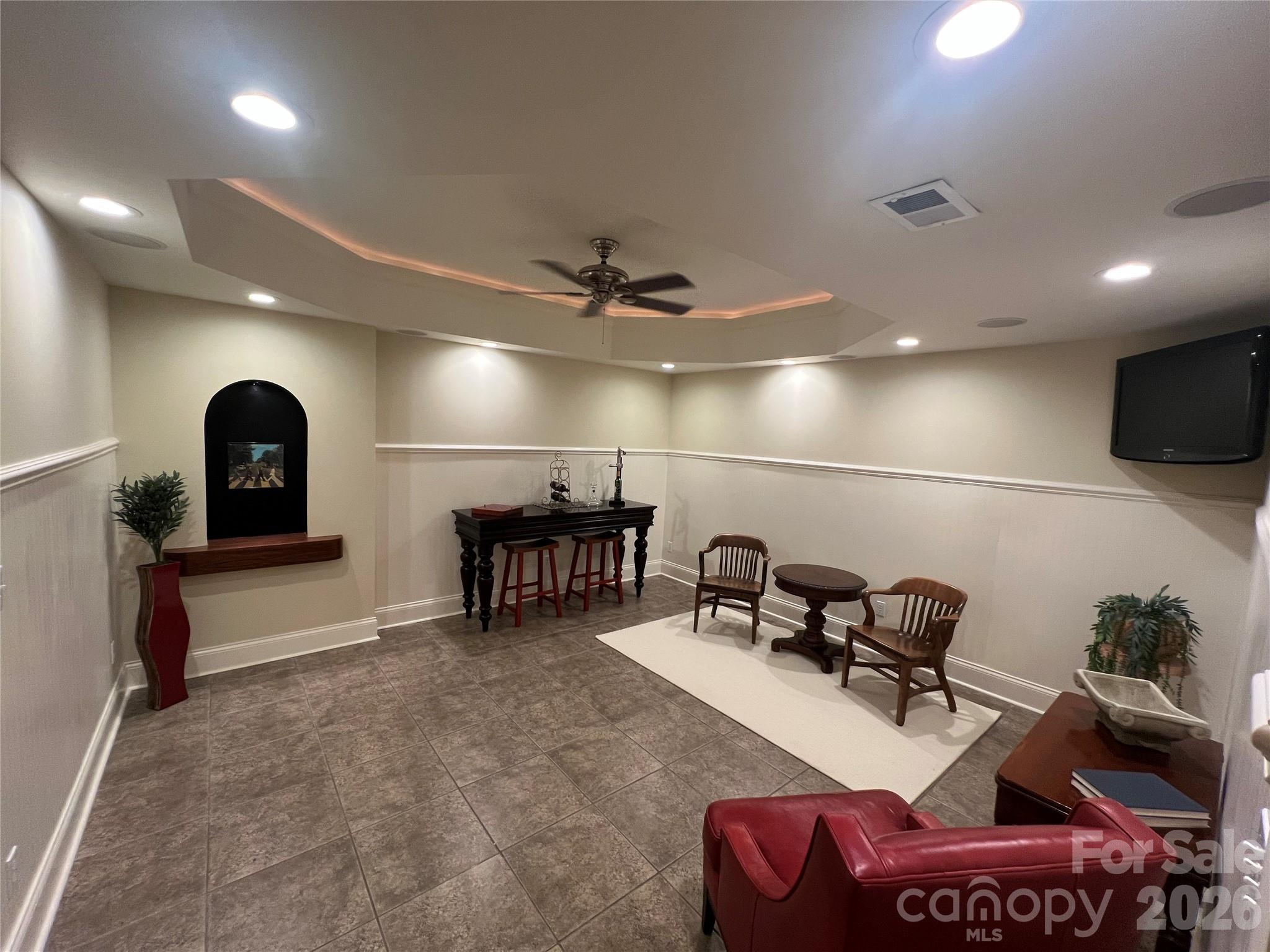 1514 Elmsford Lane — Matthews
