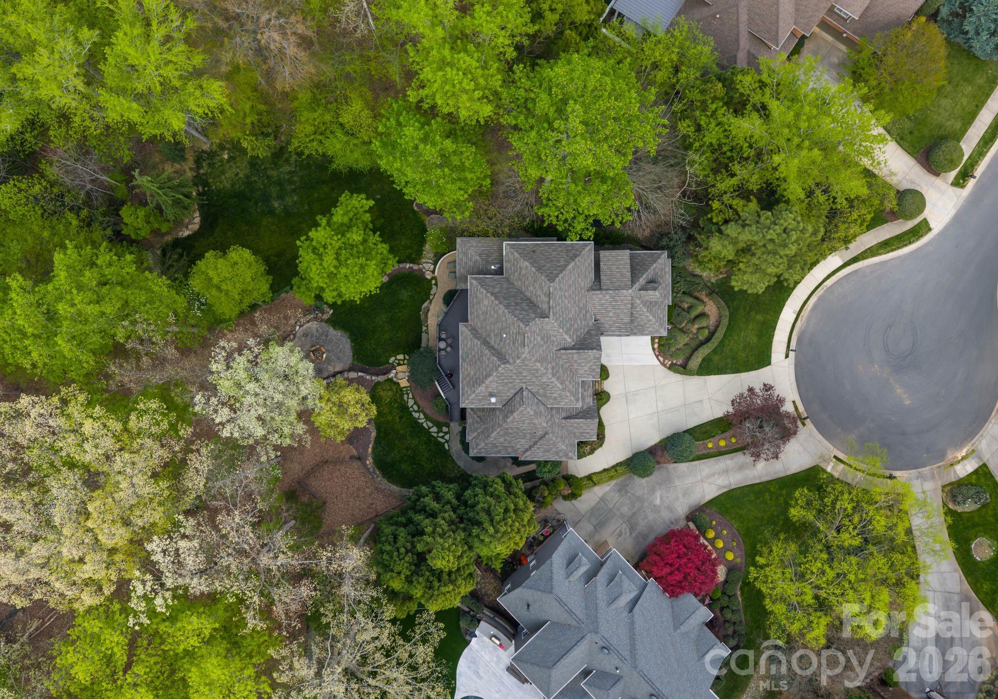 1514 Elmsford Lane — Matthews